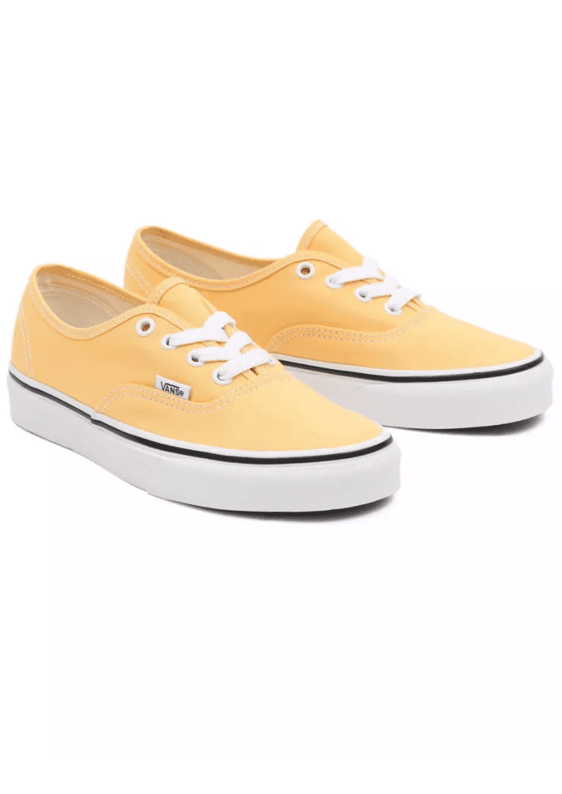 סניקרס לנשים