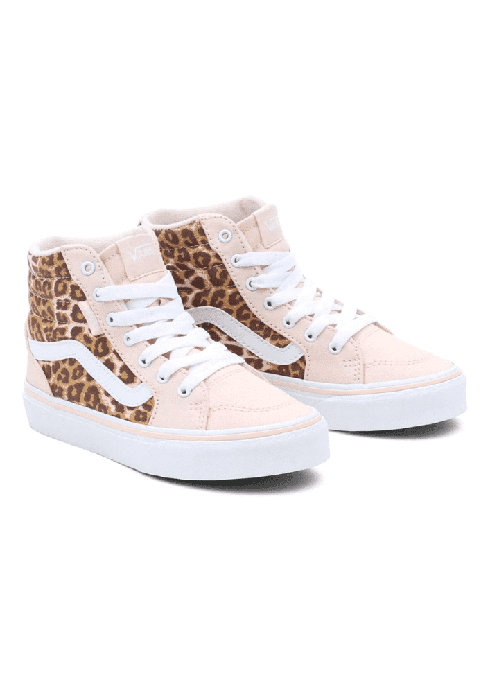 סניקרס נוער