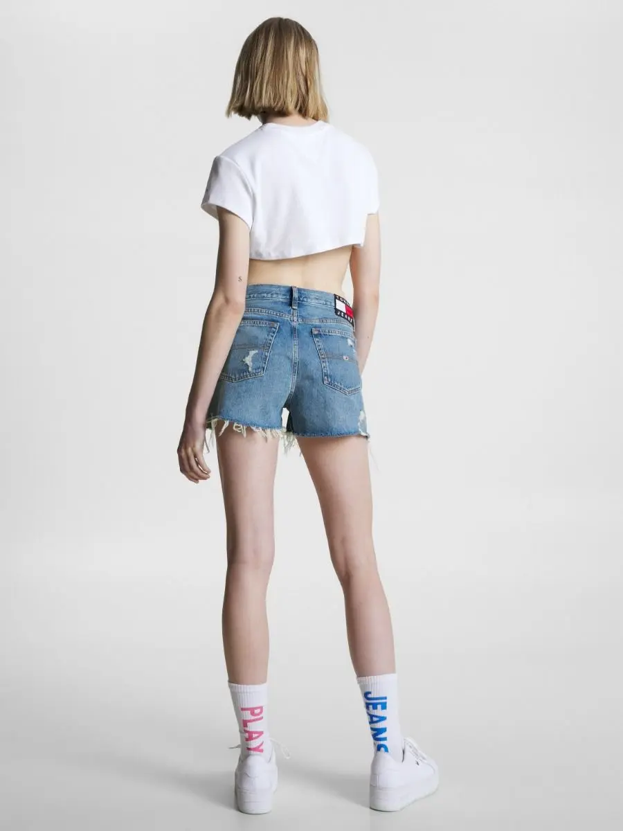 ג'ינס קצר עם קרעים – תמונה 4