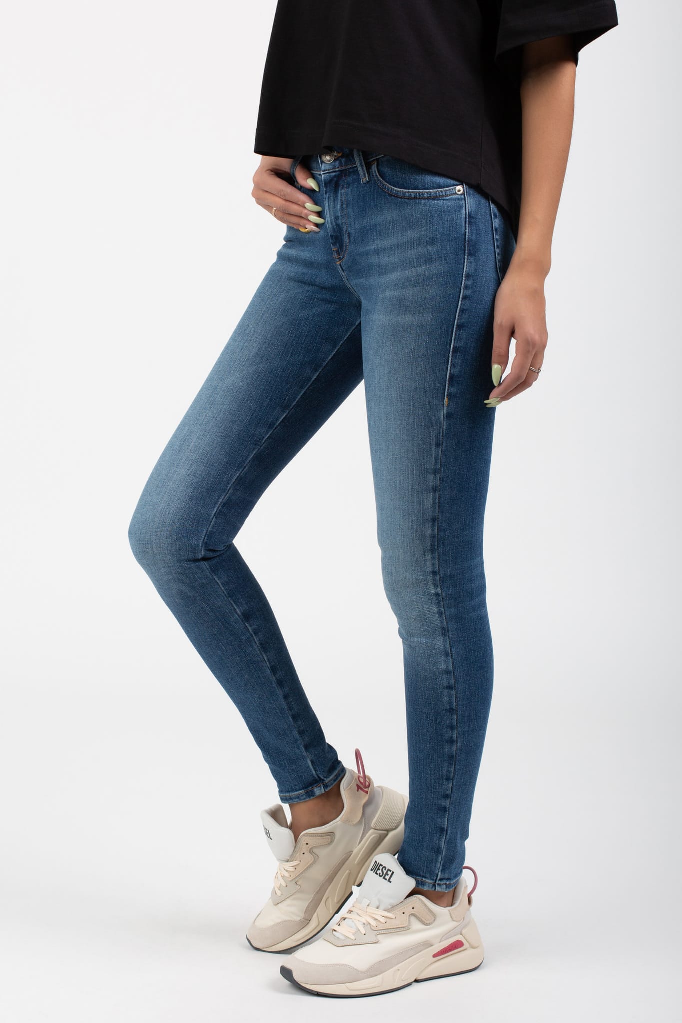 ג'ינס סקיני בגובה מותן בינוני – תמונה 4