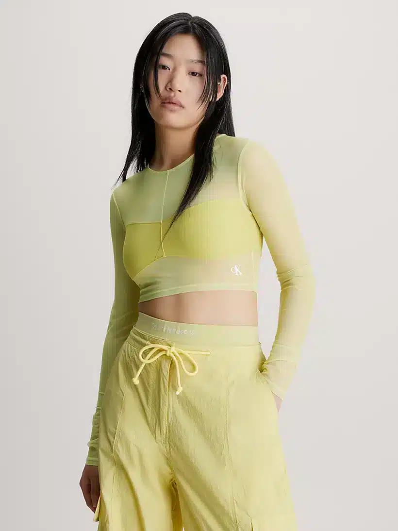 טי שירט ארוכה שקופה