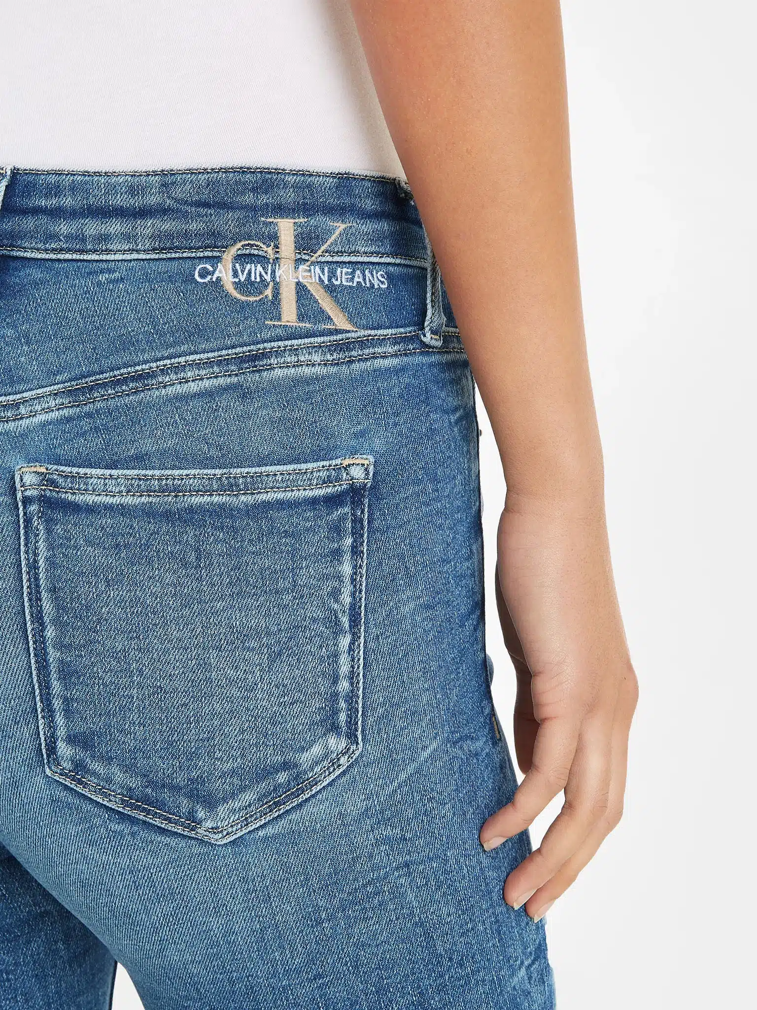 ג'ינס סקיני – תמונה 3