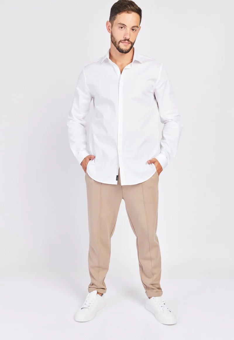 חולצה מכופתרת – תמונה 4