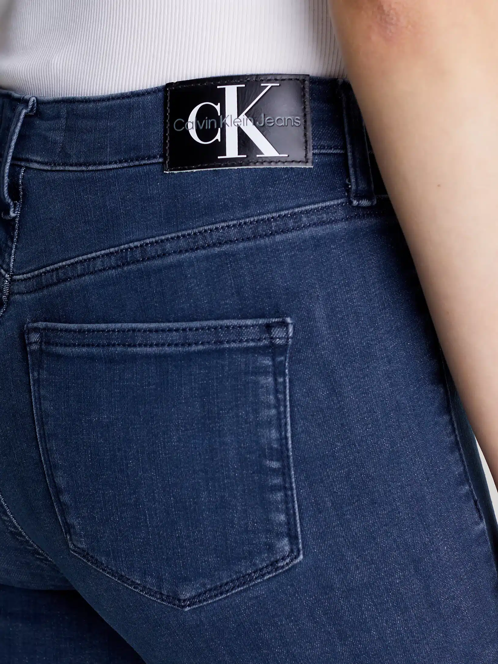 ג'ינס סקיני – תמונה 3