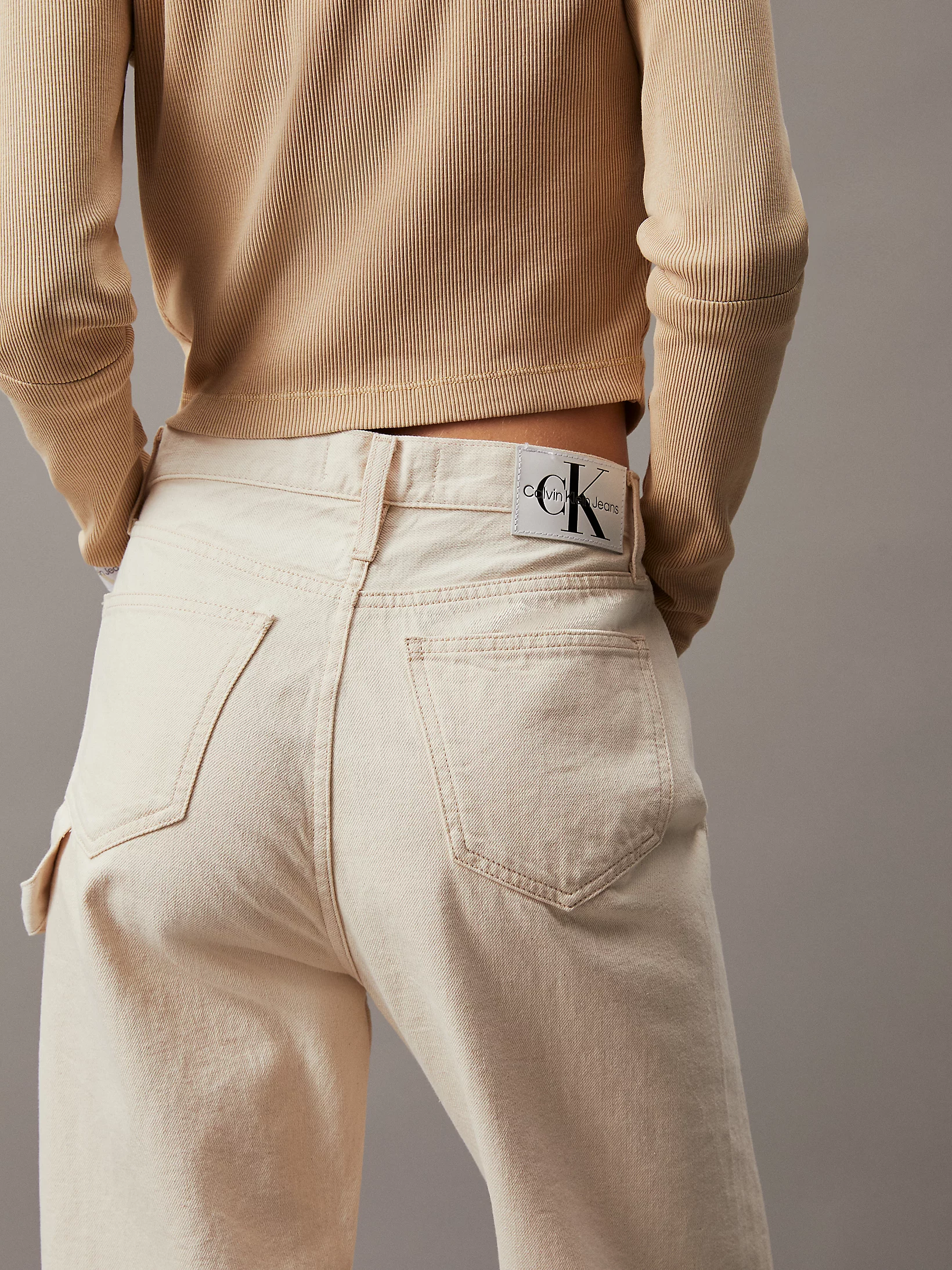 ג’ינס – תמונה 2