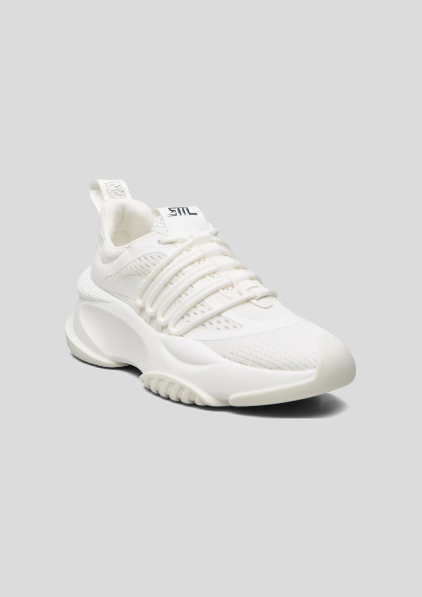 סניקרס לנשים