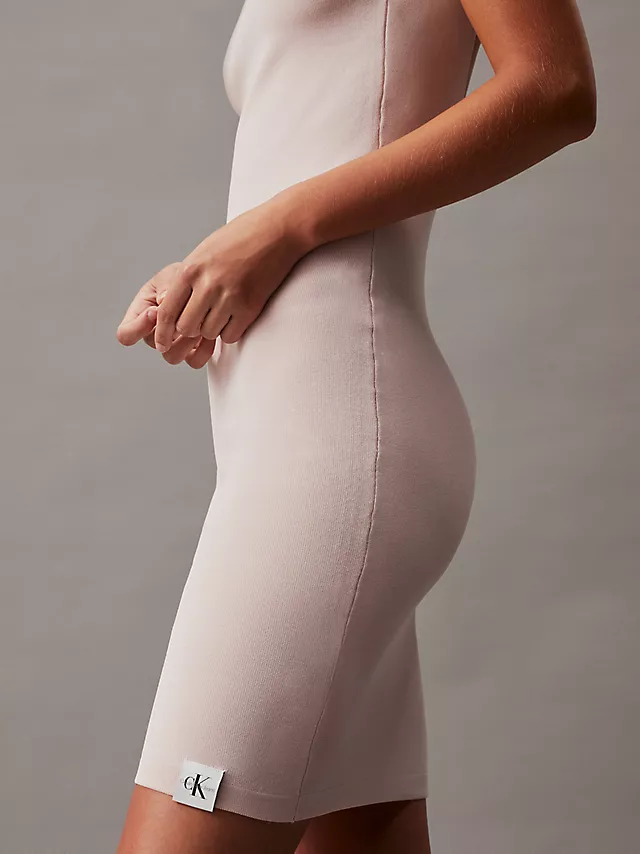 שמלה גב פתוח – תמונה 4