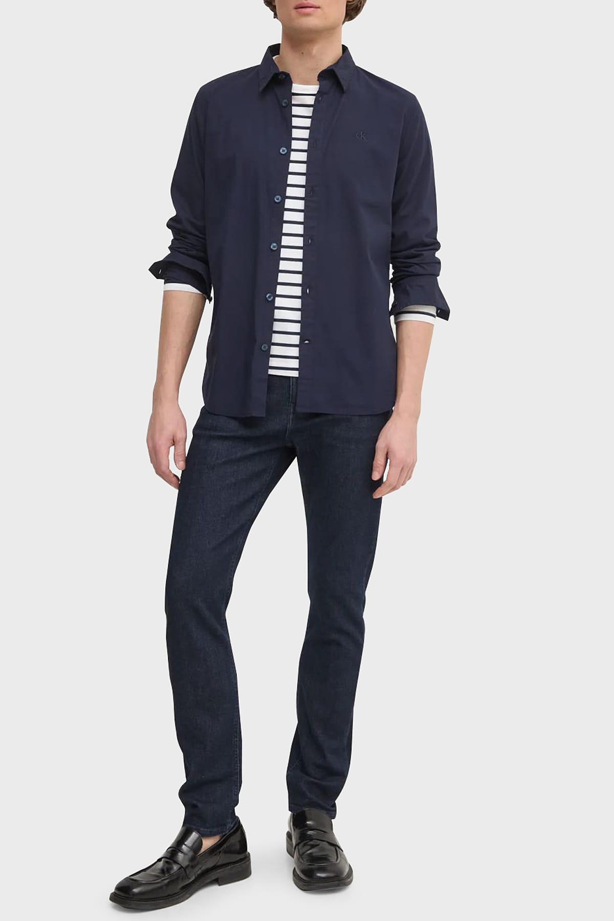 חולצה מכופתרת – תמונה 8