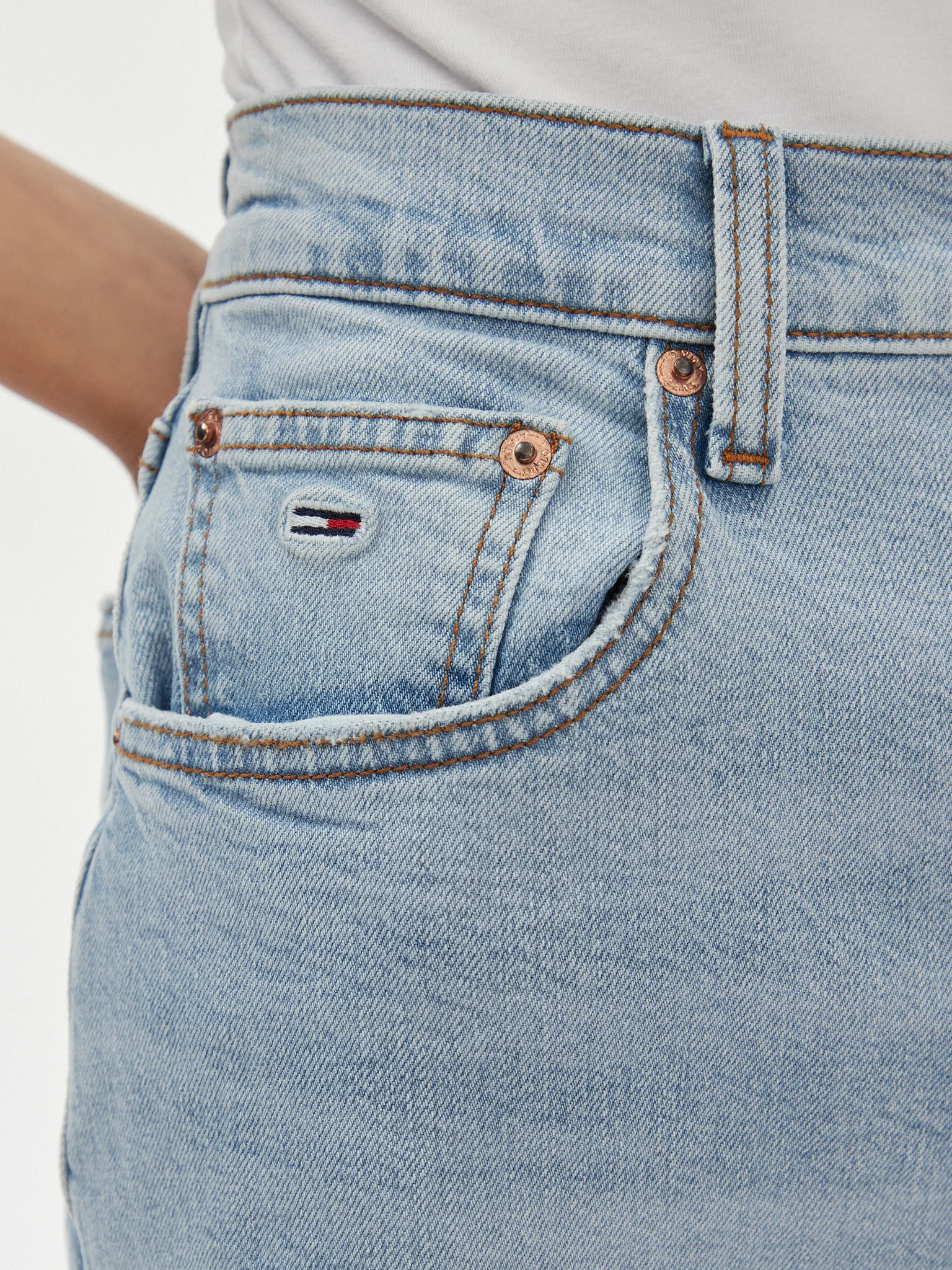 ג'ינס קצר – תמונה 4