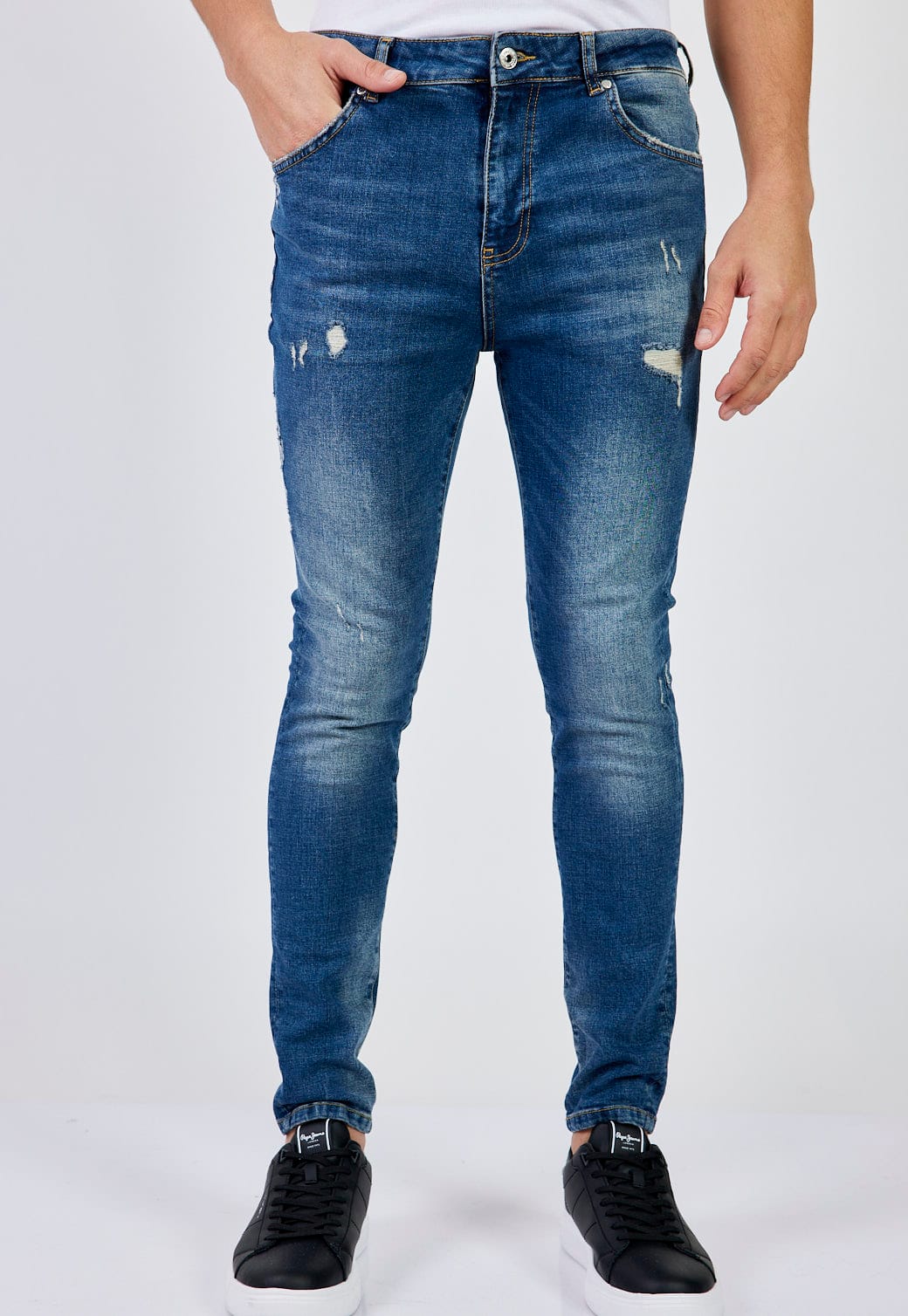 ג'ינס סקיני