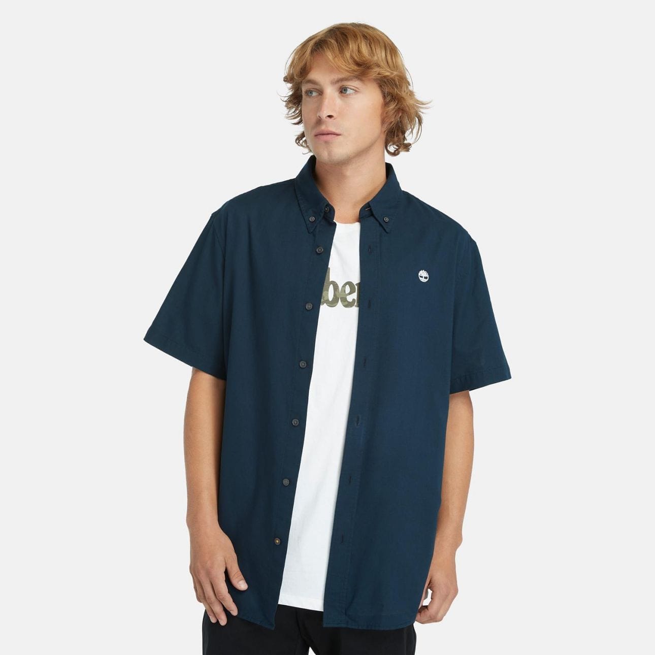 חולצה קצרה מכופתרת