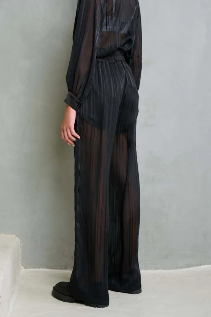 מכנס רחב שקוף – תמונה 2