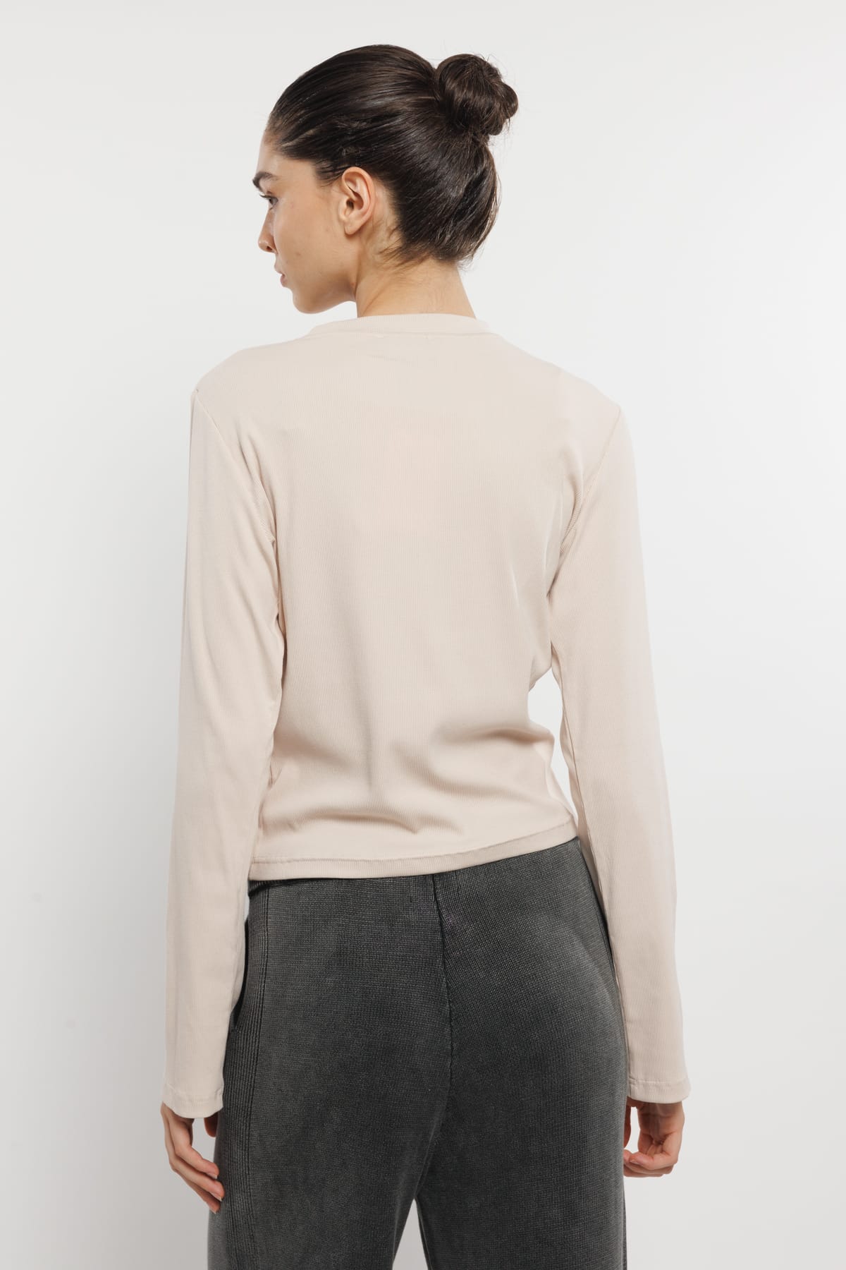 טי שירט ארוכה – תמונה 2