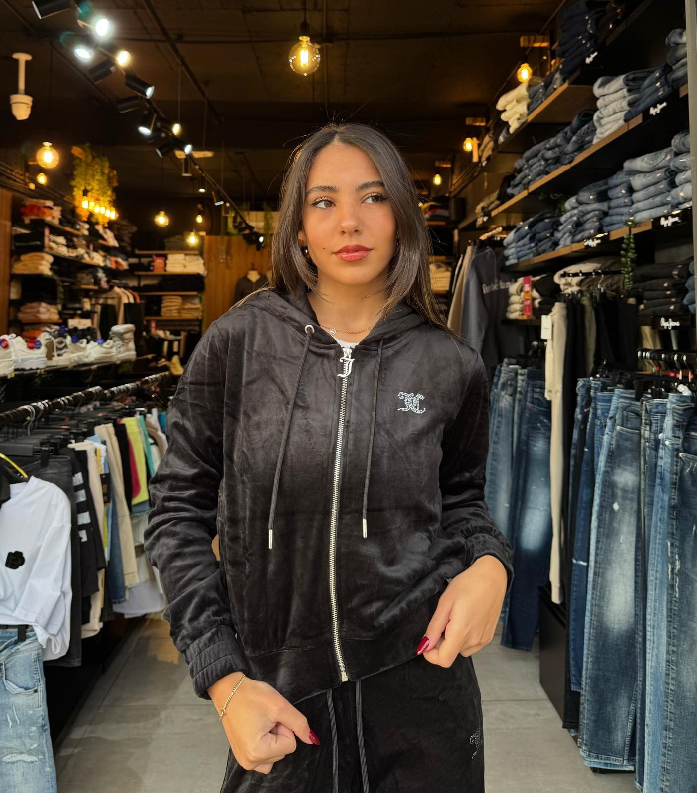 ג׳קט קפוצ׳ון