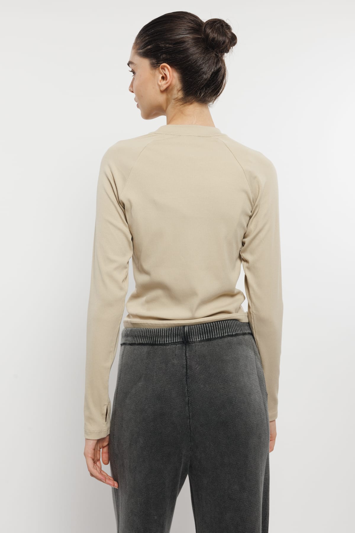 טי שירט ארוכה – תמונה 2