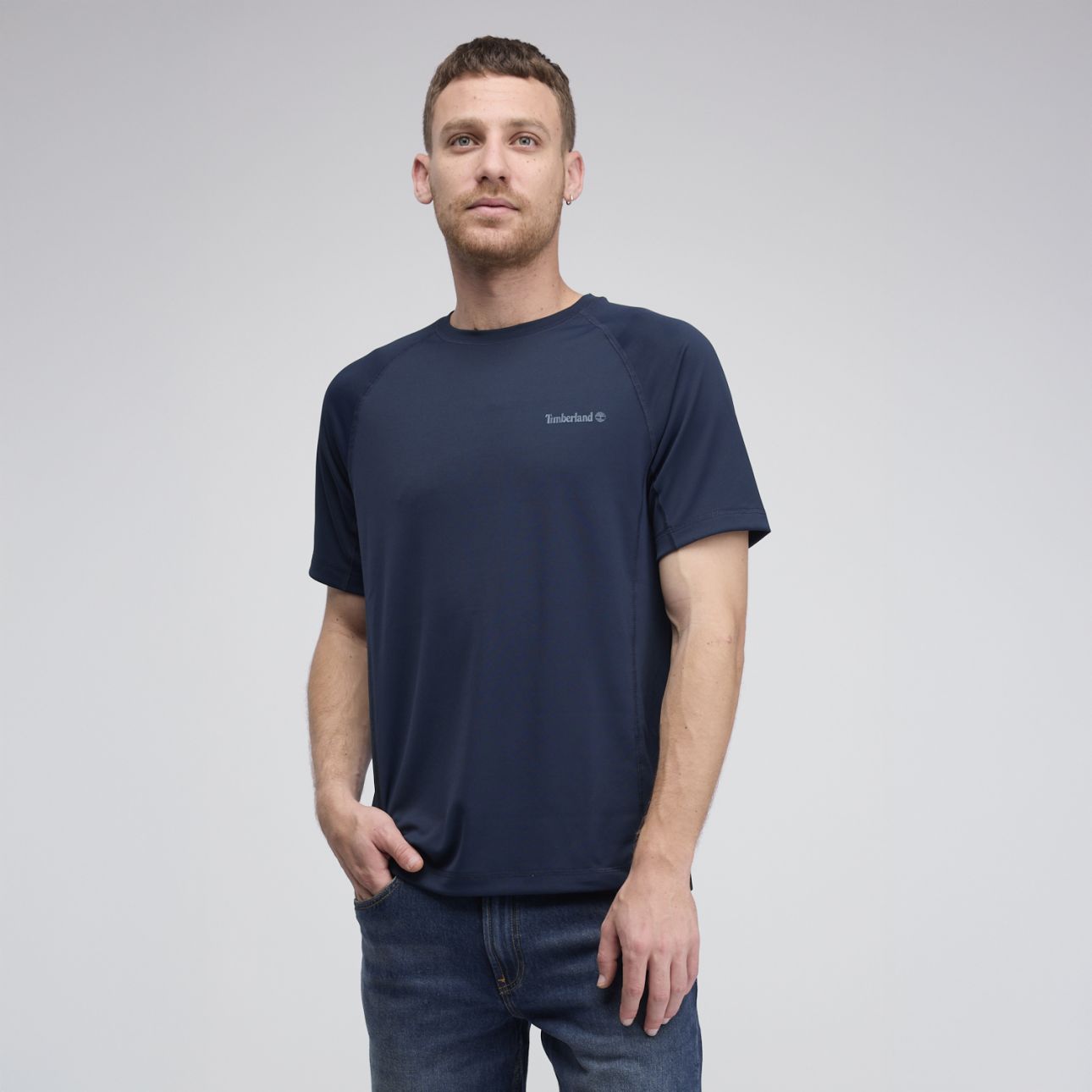 חולצת ספורט – תמונה 3