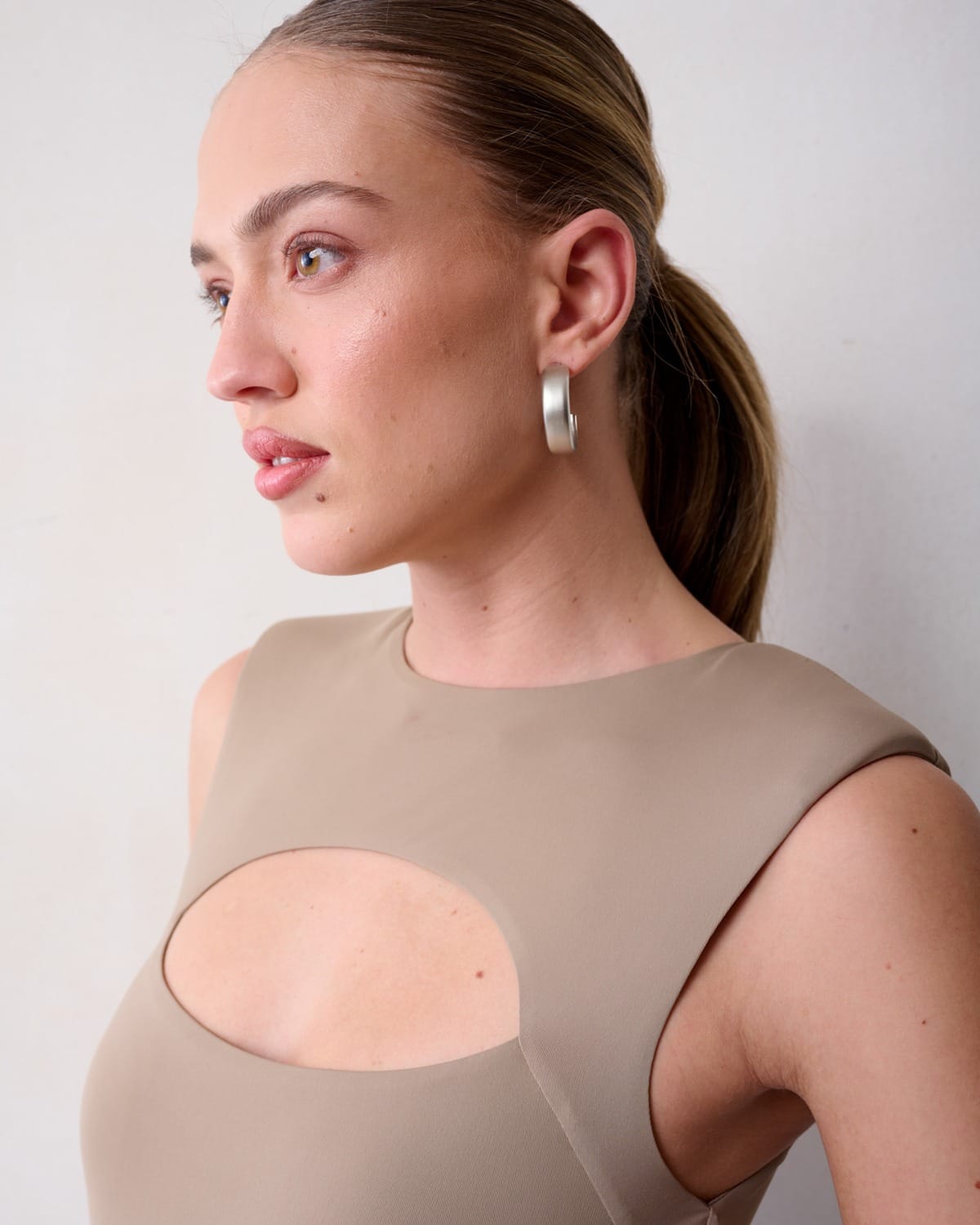 בגד גוף – תמונה 4