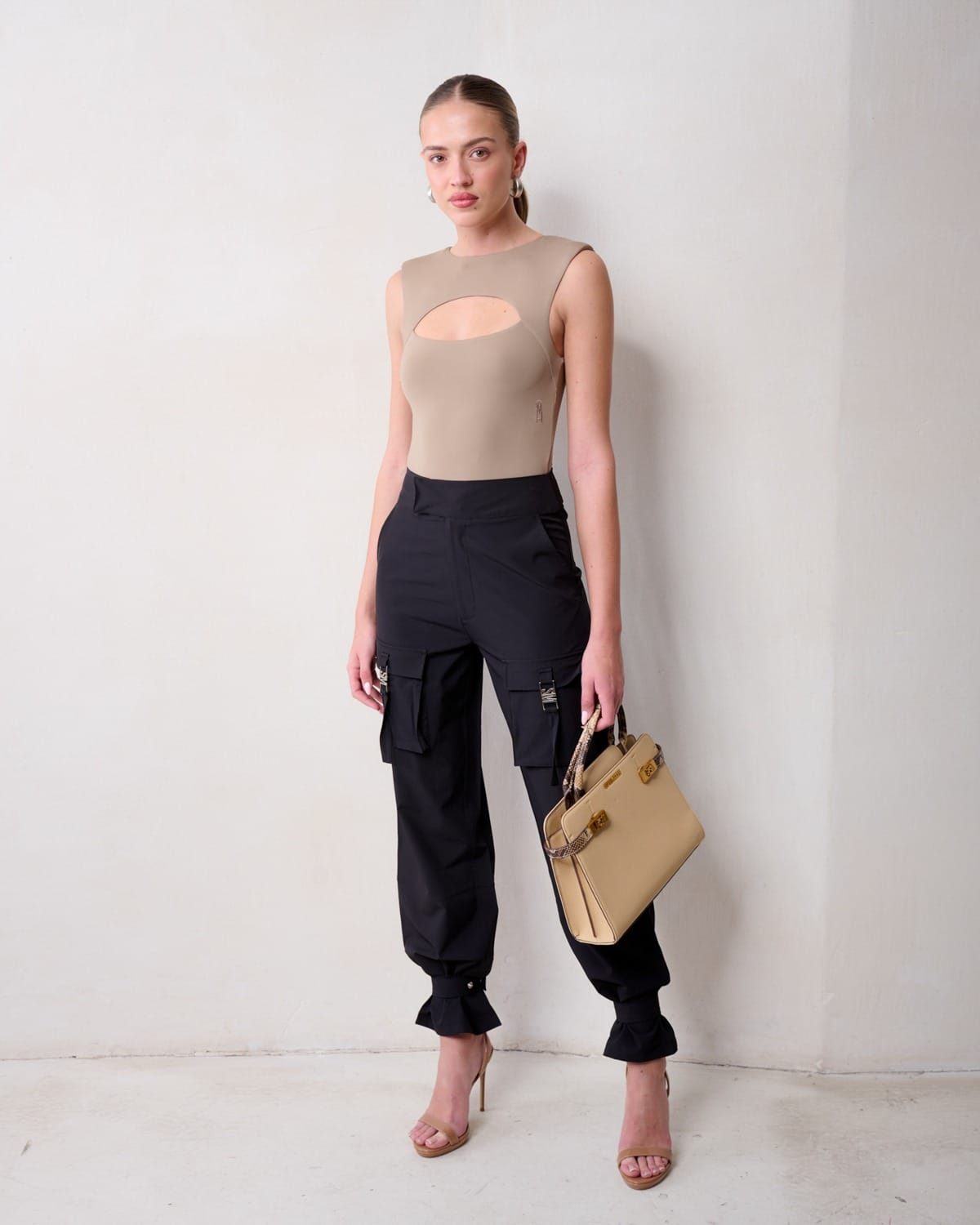 בגד גוף – תמונה 7