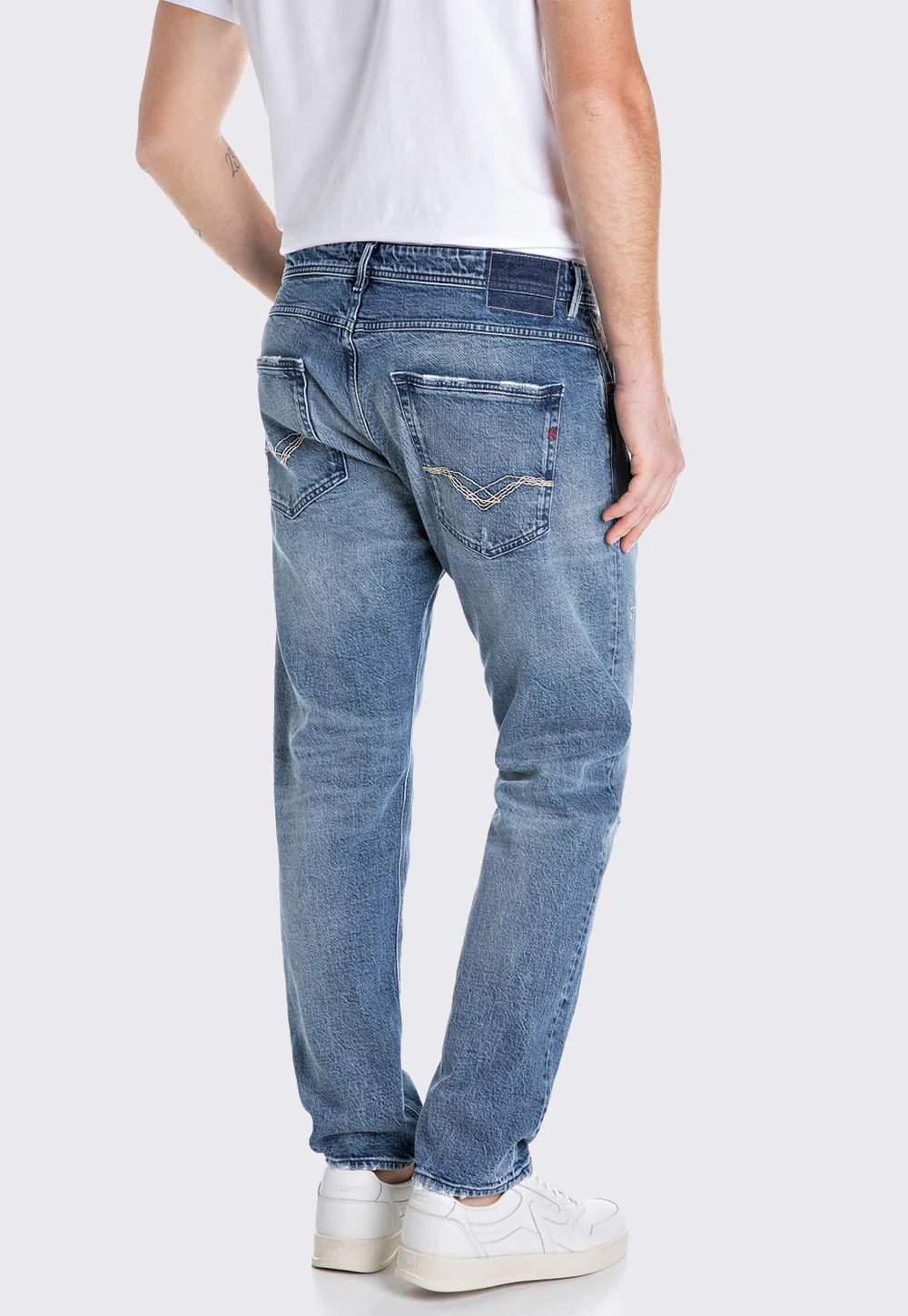 ג'ינס סקיני עם קרעים – תמונה 2