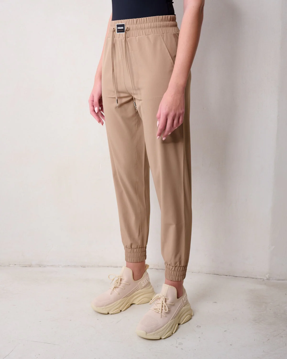 מכנס ג׳וגר לנשים