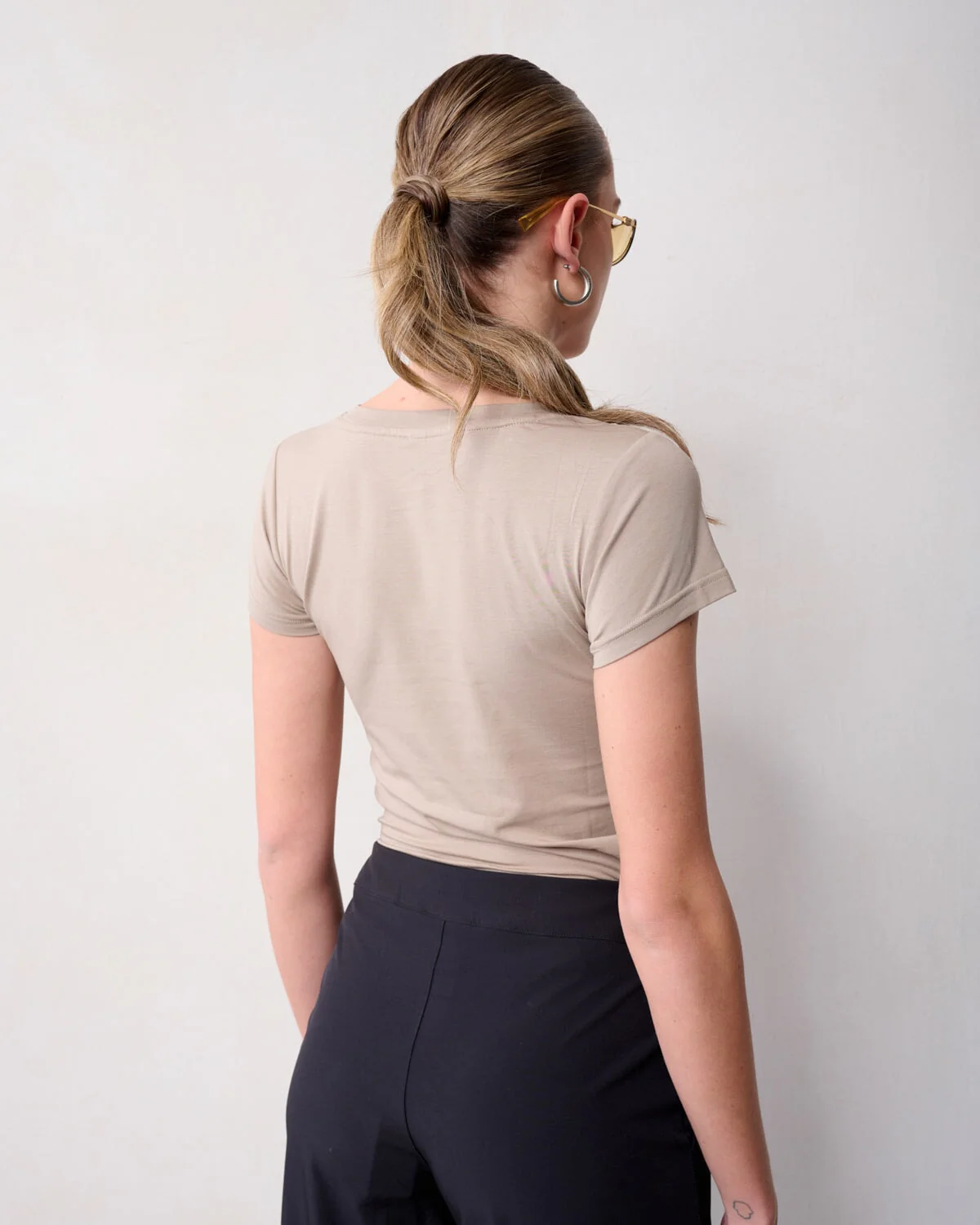 חולצת טי – תמונה 2