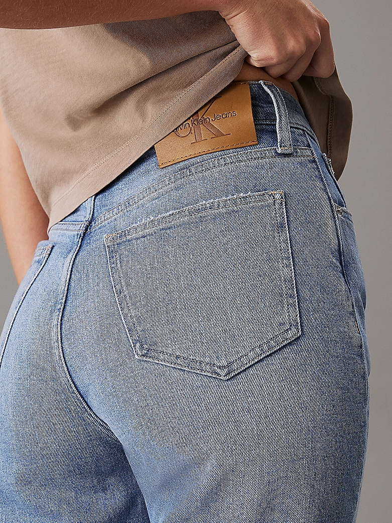 ג’ינס רגל רחבה – תמונה 4