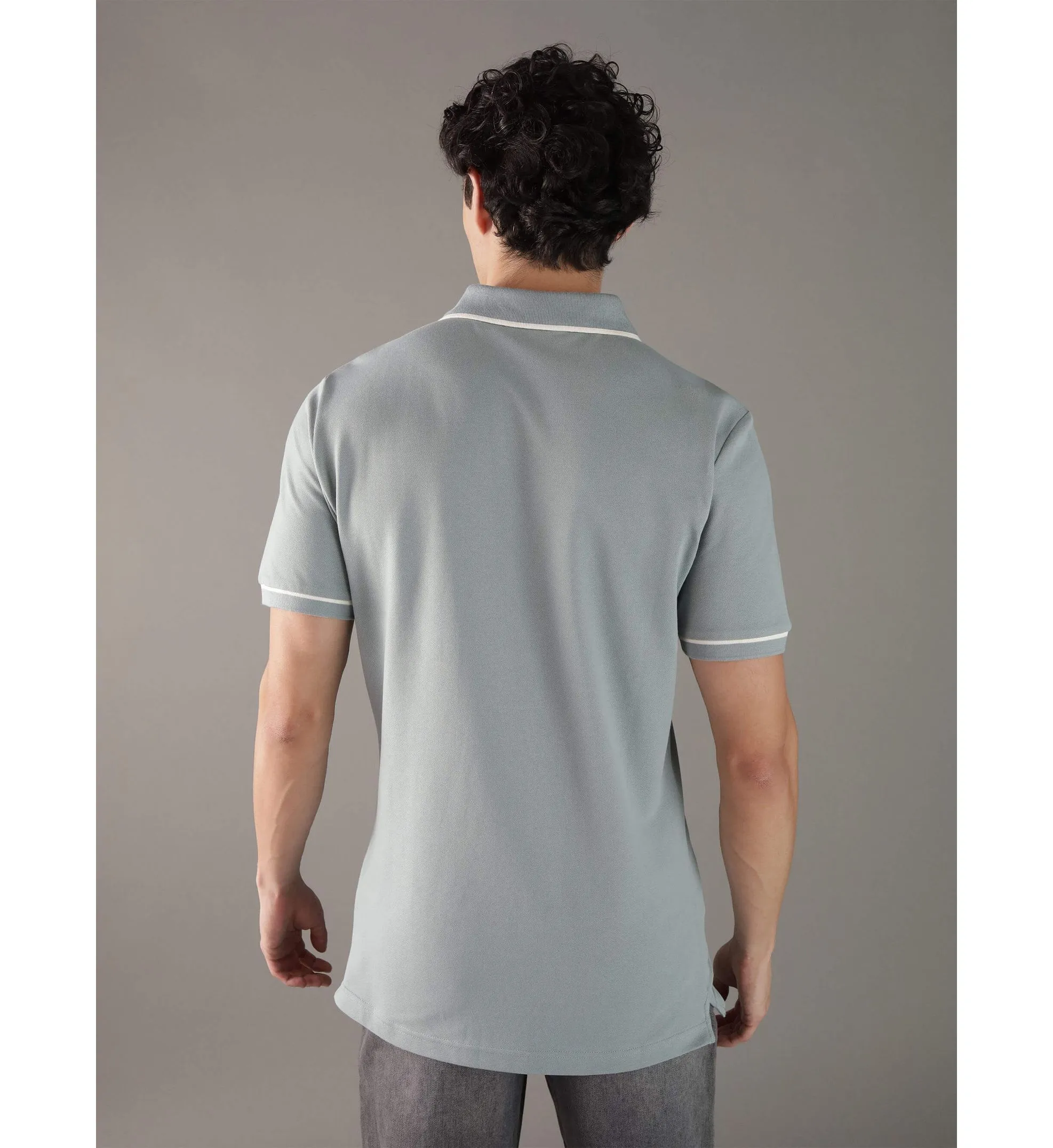 חולצת פולו קצרה – תמונה 2