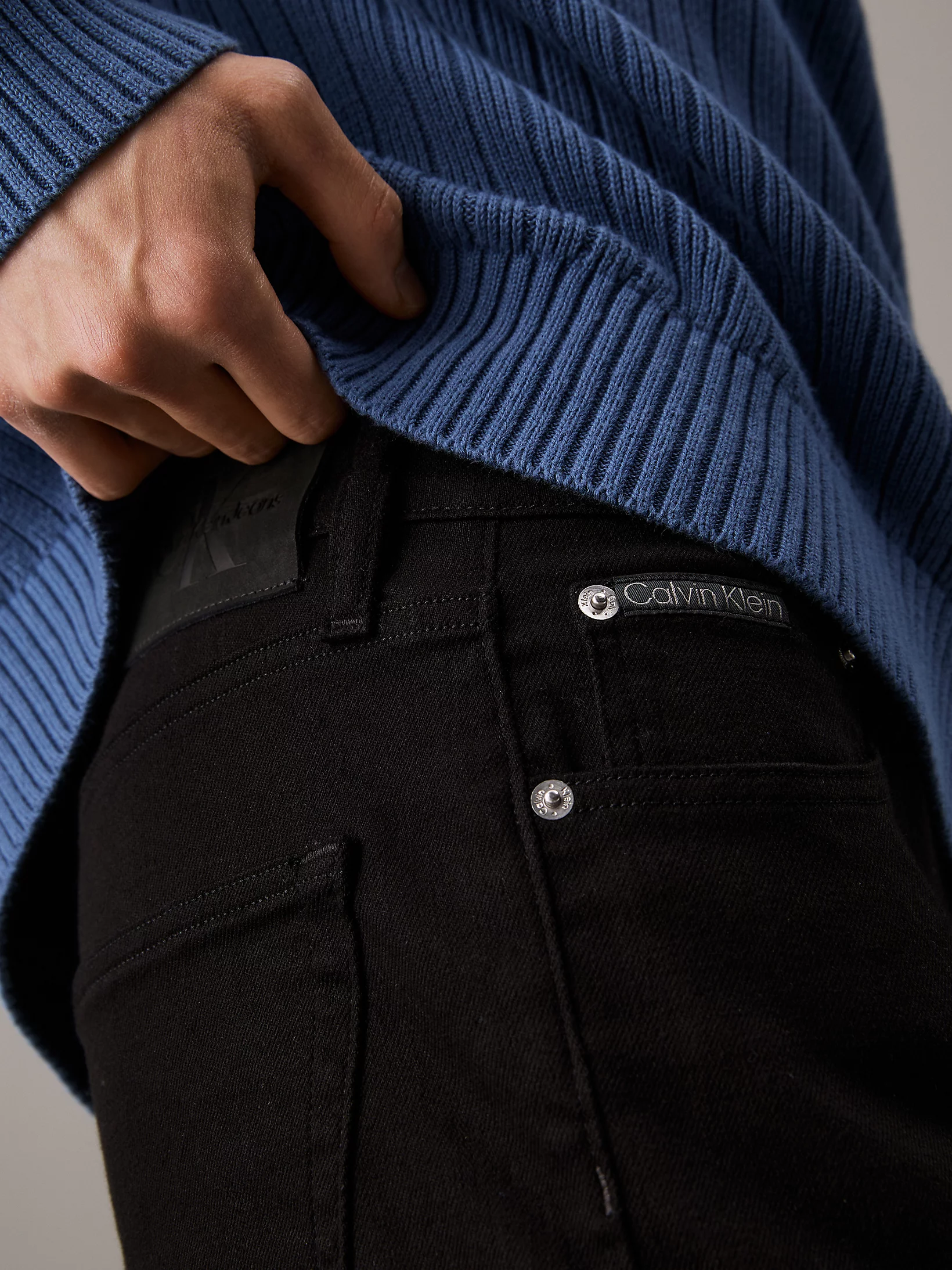 ג’ינס גזרת דאד – תמונה 4