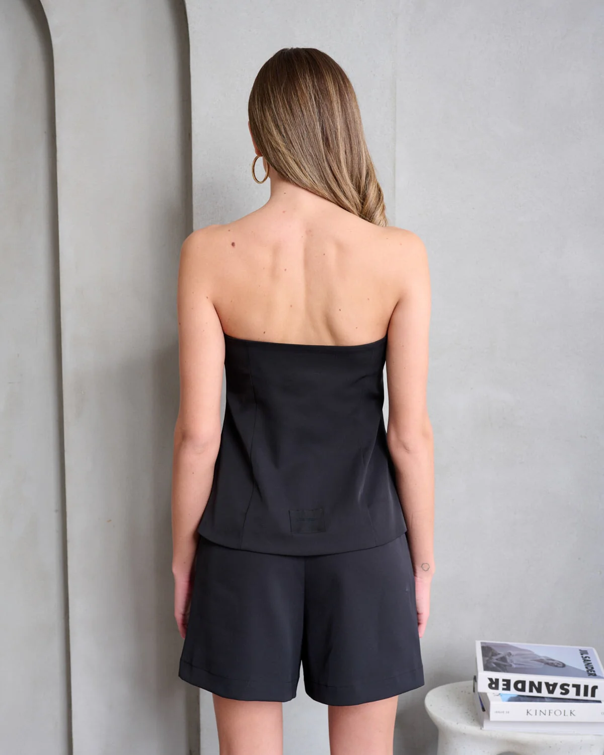 חולצת סטרפלס – תמונה 2