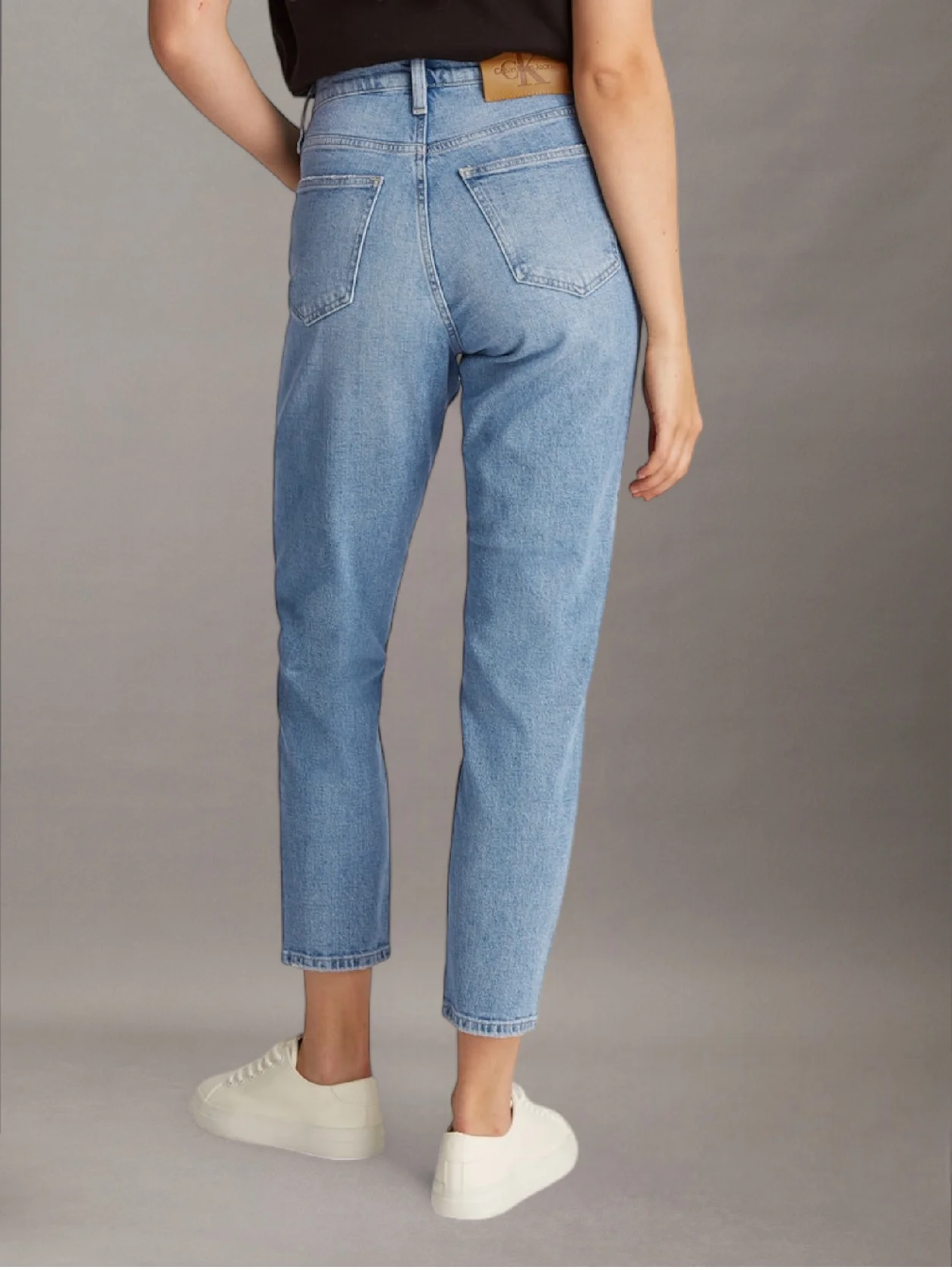 ג’ינס מאם – תמונה 2