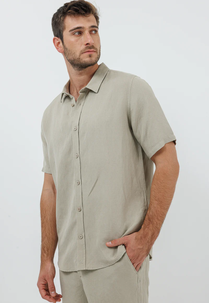 חולצה קצרה מכופתרת – תמונה 3