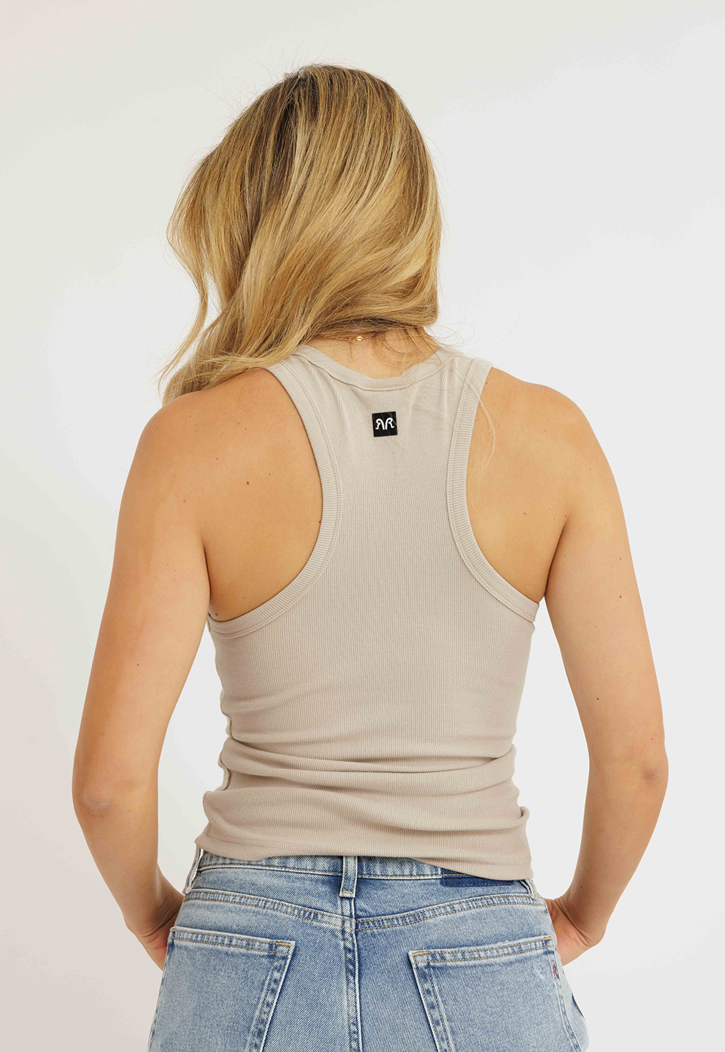 גופייה – תמונה 2