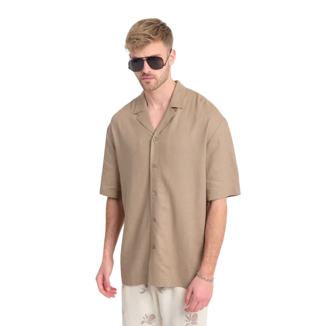 חולצת פשתן מכופתרת