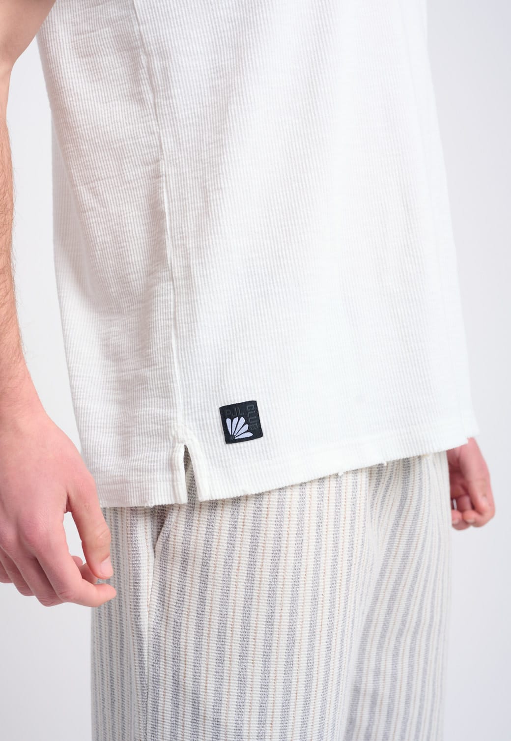 חולצה קצרה – תמונה 4