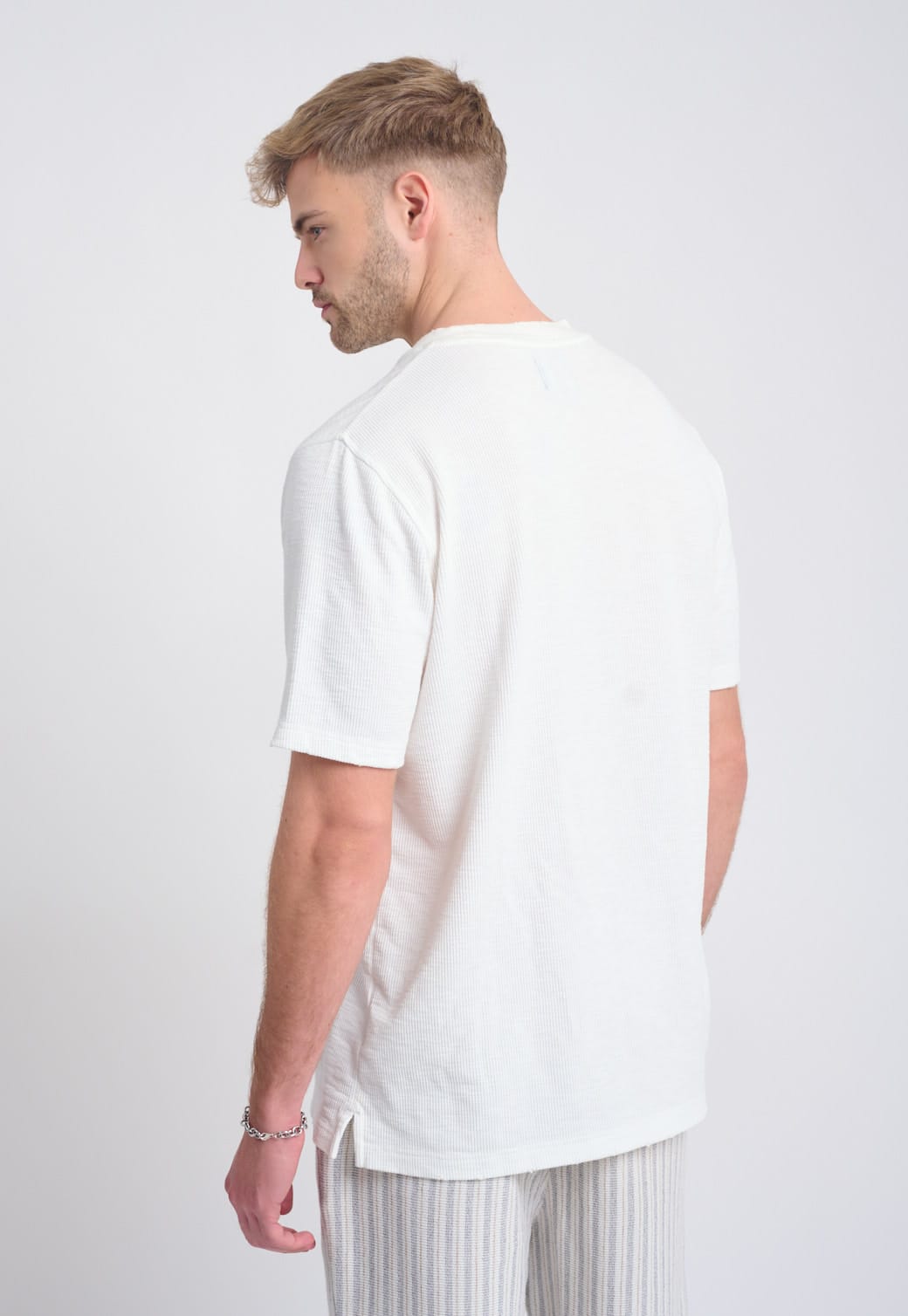 חולצה קצרה – תמונה 2