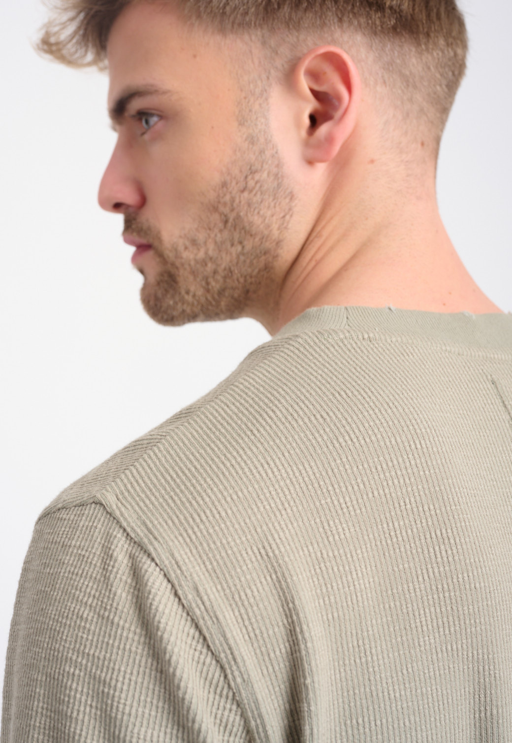 חולצה קצרה – תמונה 6