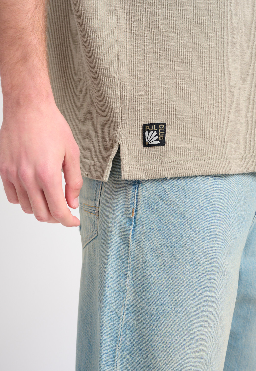 חולצה קצרה – תמונה 7