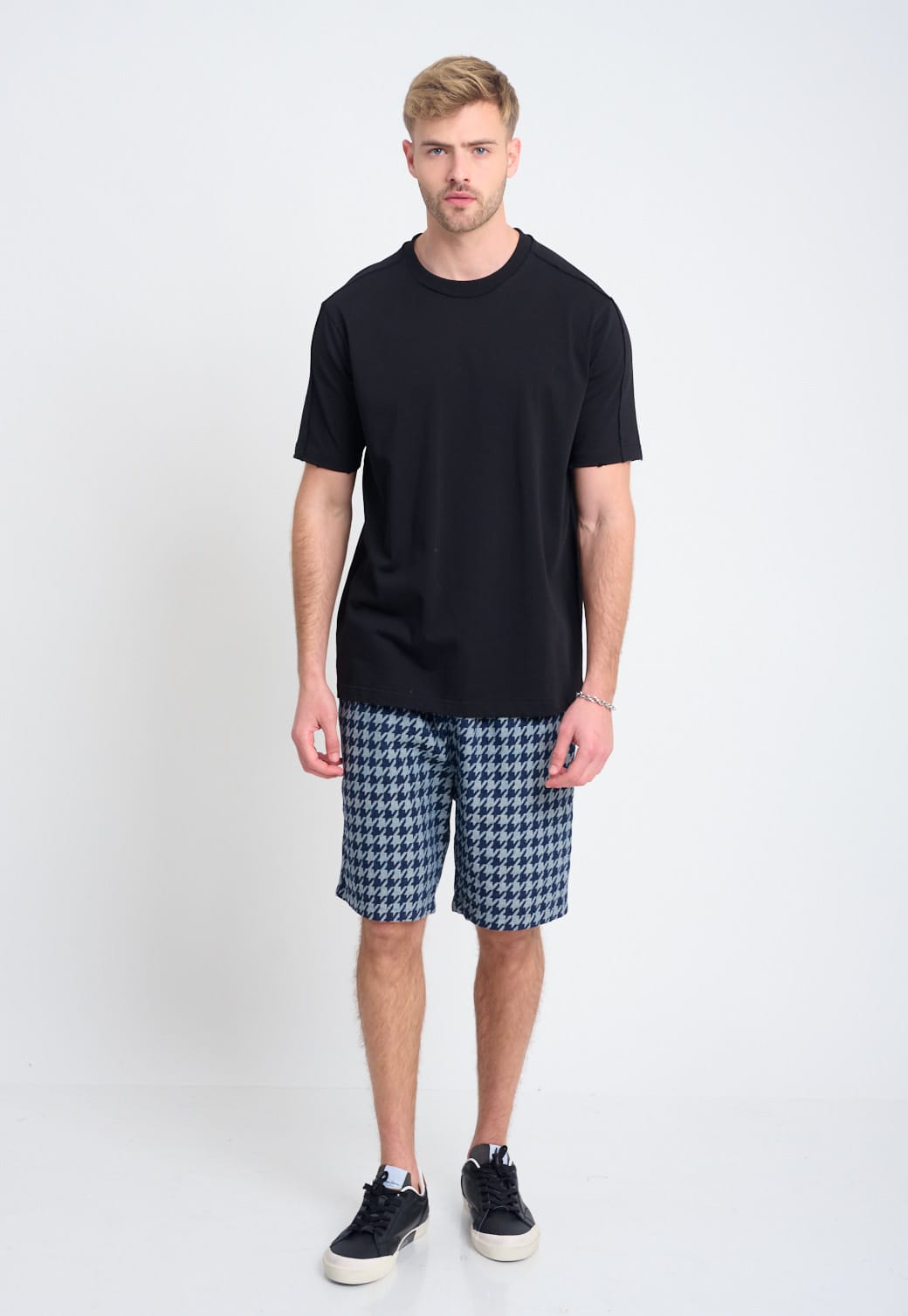 חולצה קצרה – תמונה 5