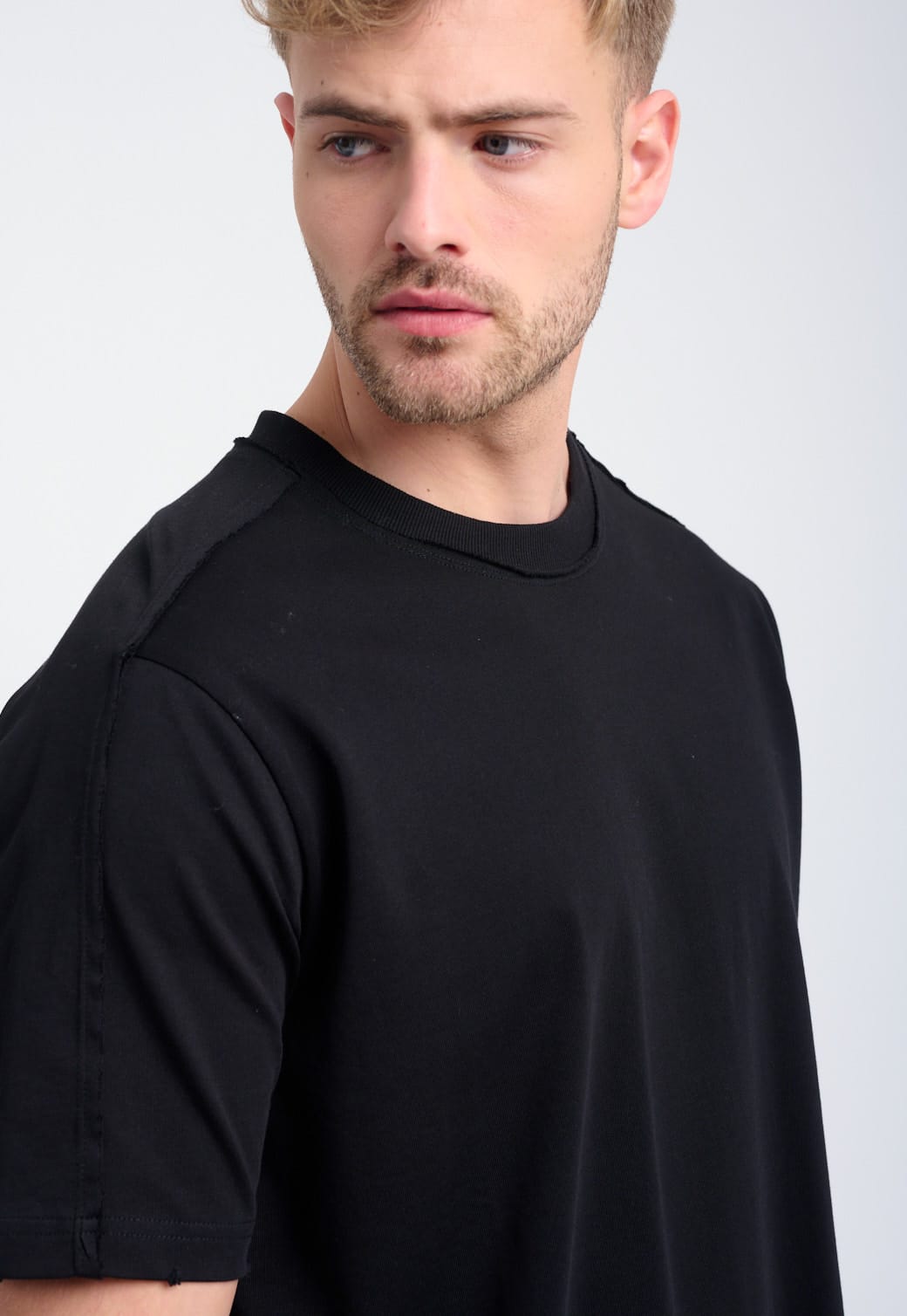 חולצה קצרה – תמונה 3