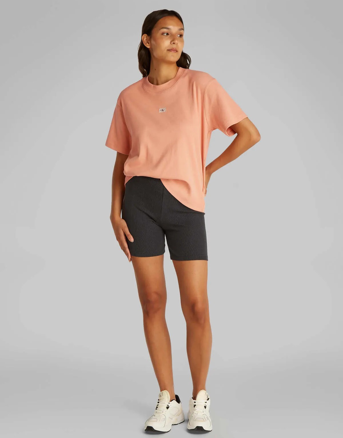 חולצה קצרה – תמונה 3