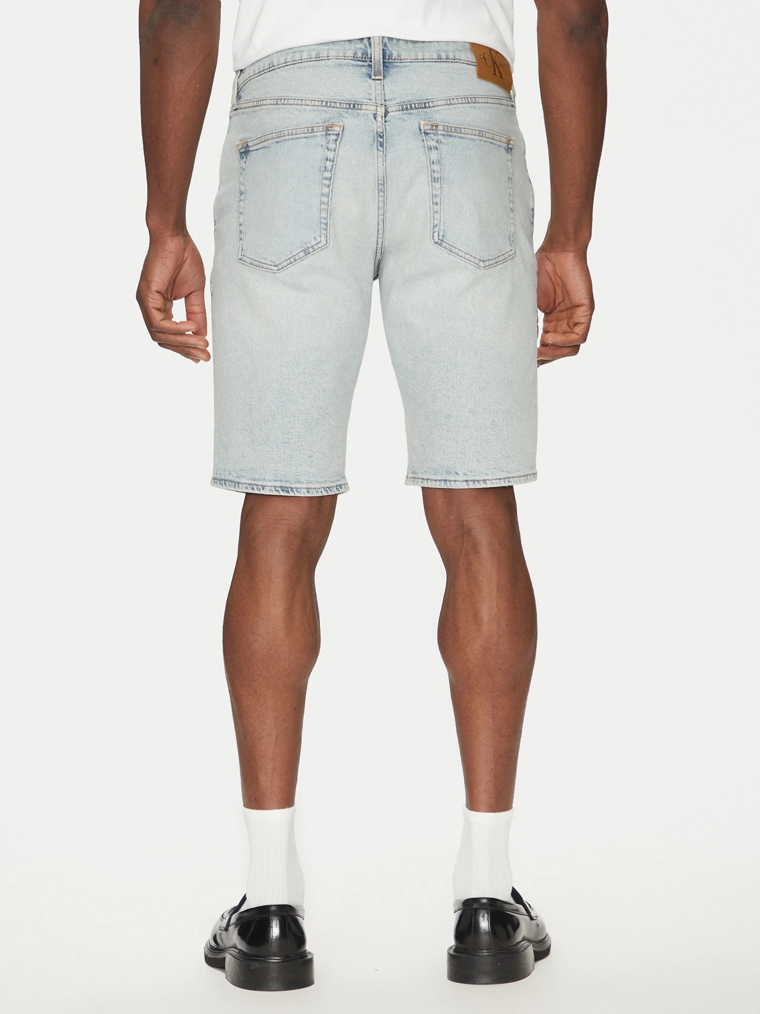 ג'ינס קצר – תמונה 2