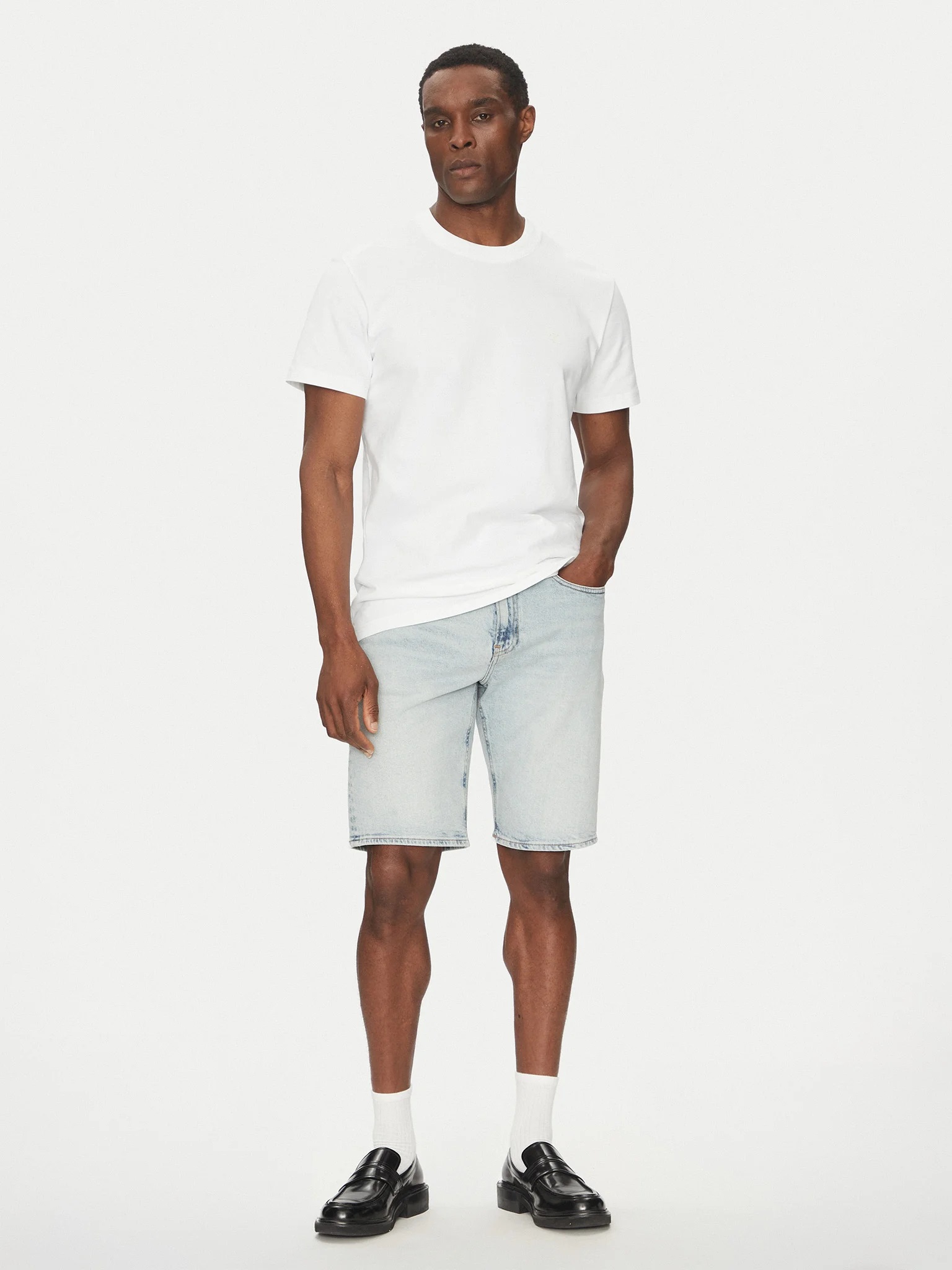 ג'ינס קצר – תמונה 5