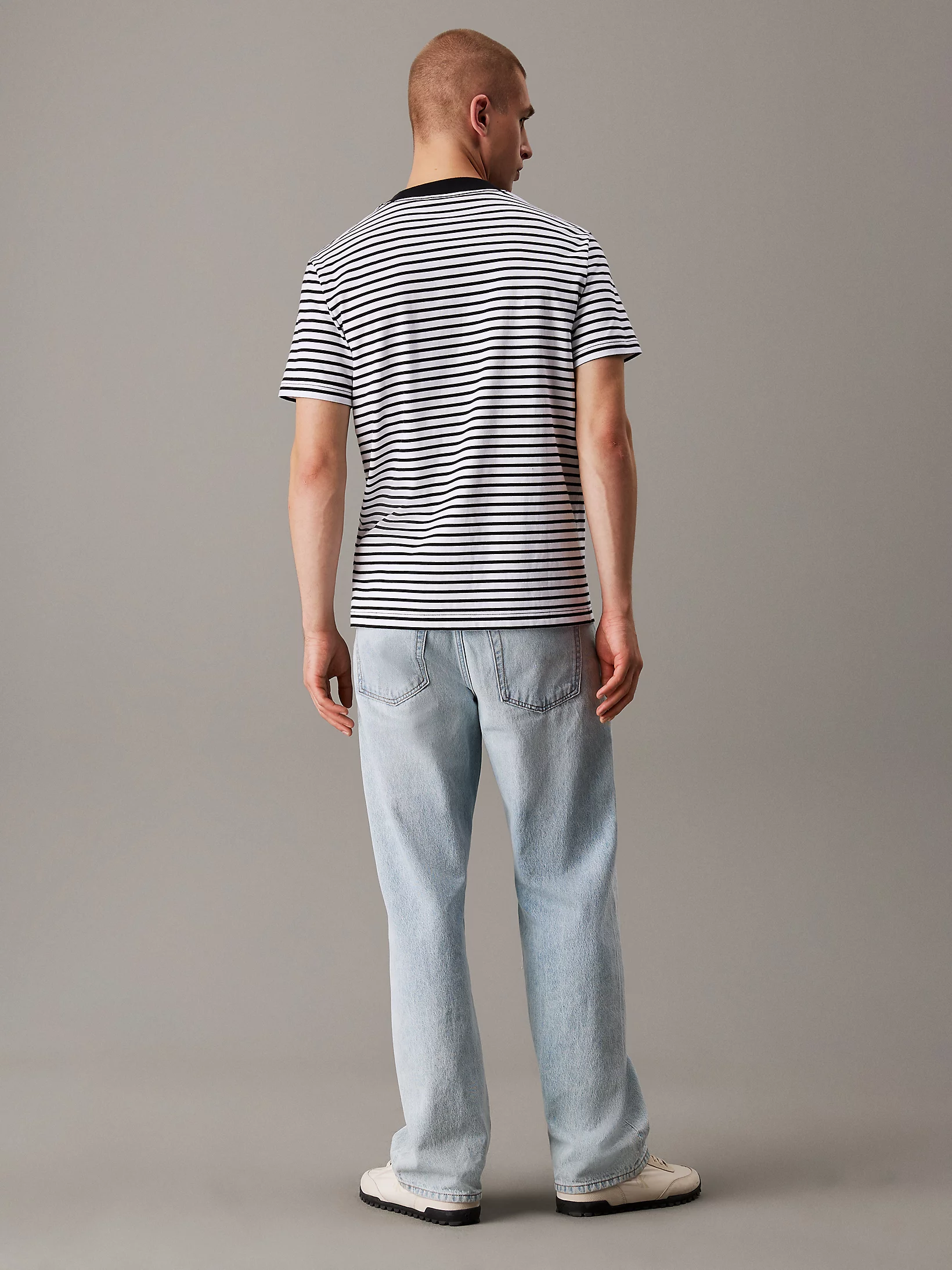 חולצה קצרה – תמונה 2