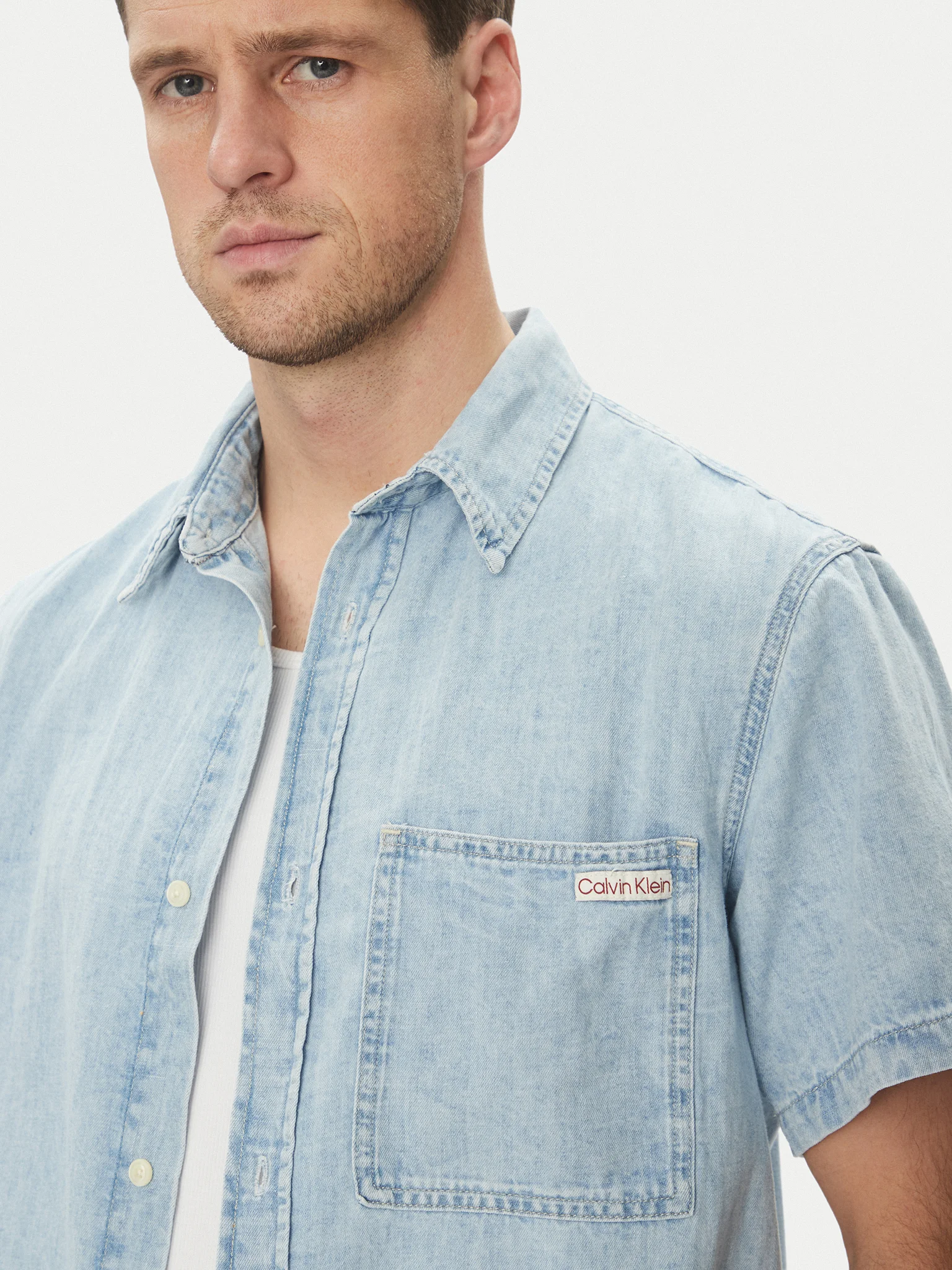 חולצה קצרה מכופתרת – תמונה 3