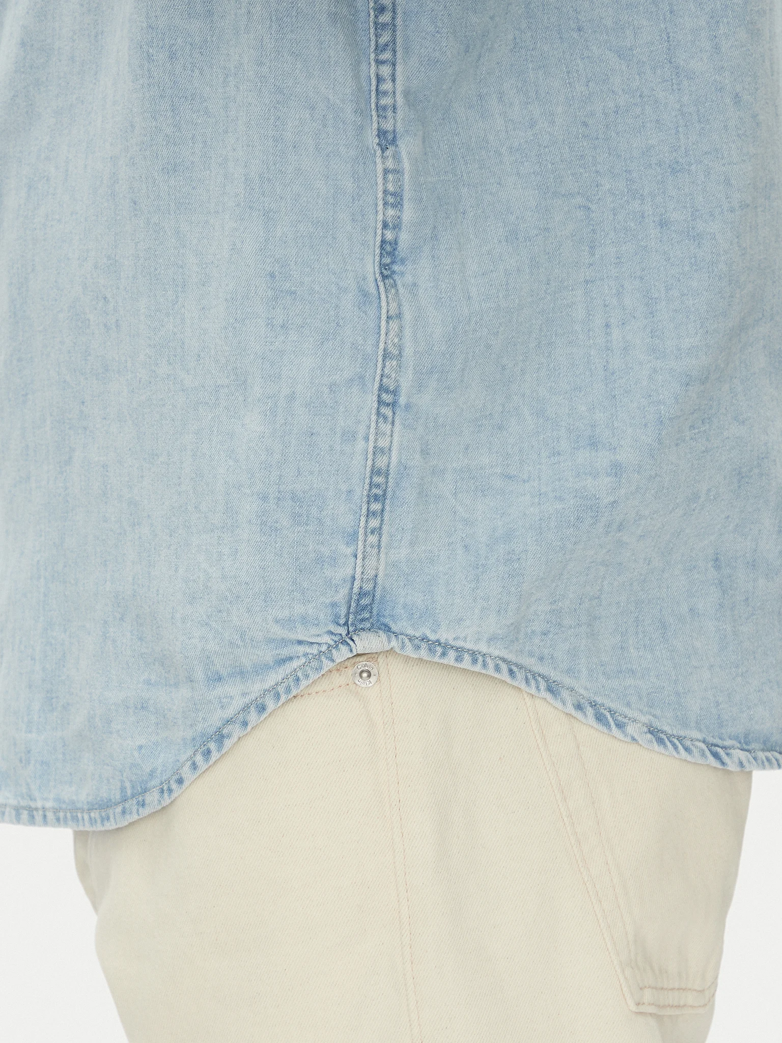 חולצה קצרה מכופתרת – תמונה 5