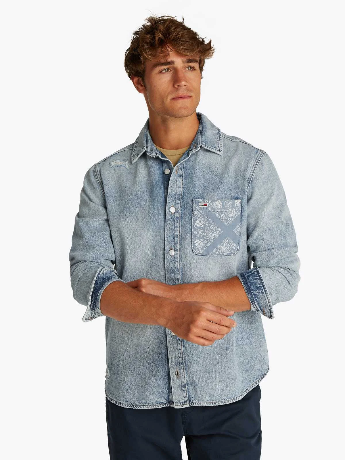 חולצה מכופתרת – תמונה 6