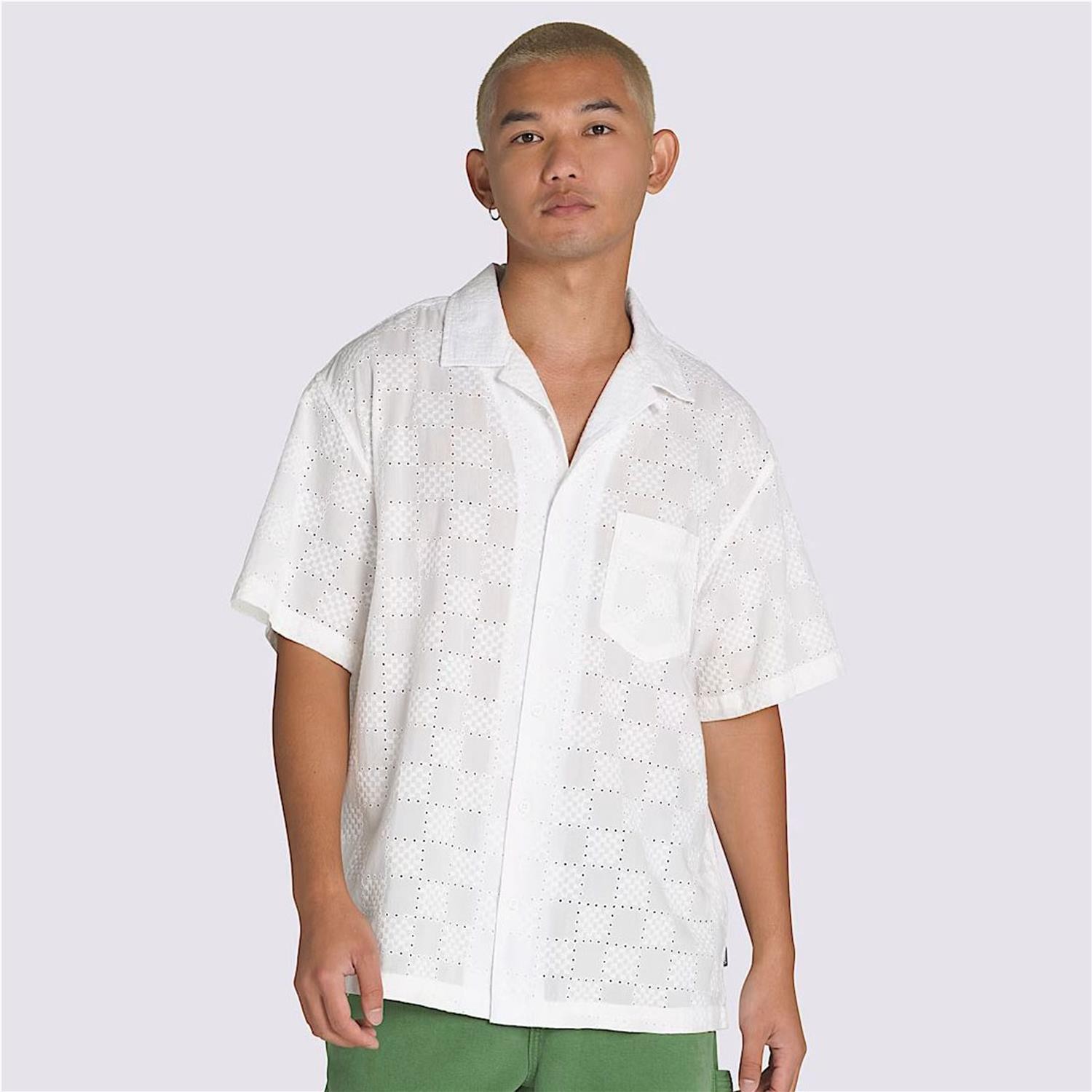 חולצה קצרה מכופתרת