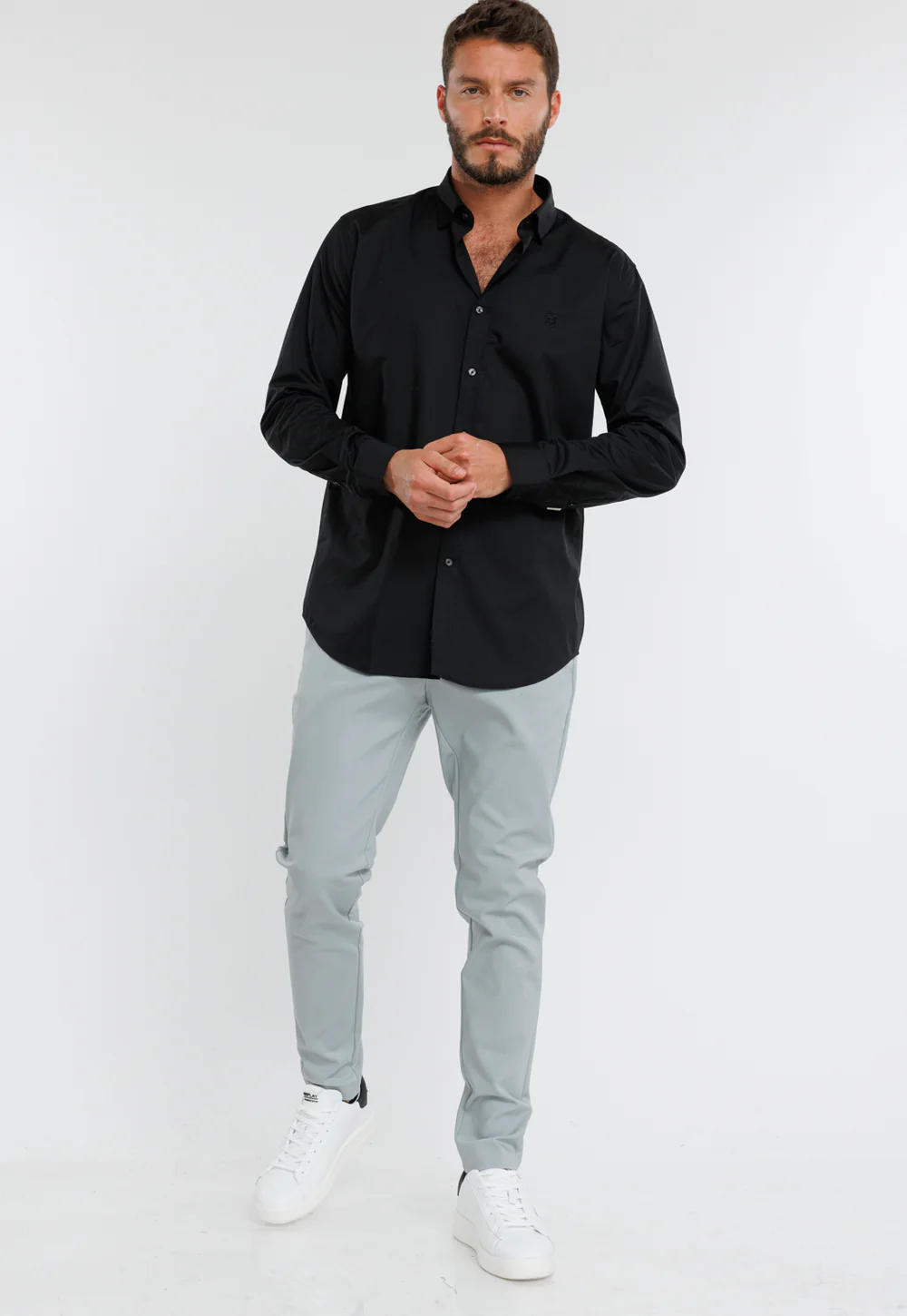 חולצה מכופתרת – תמונה 6