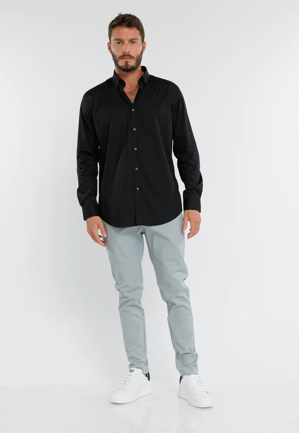 חולצה מכופתרת – תמונה 7