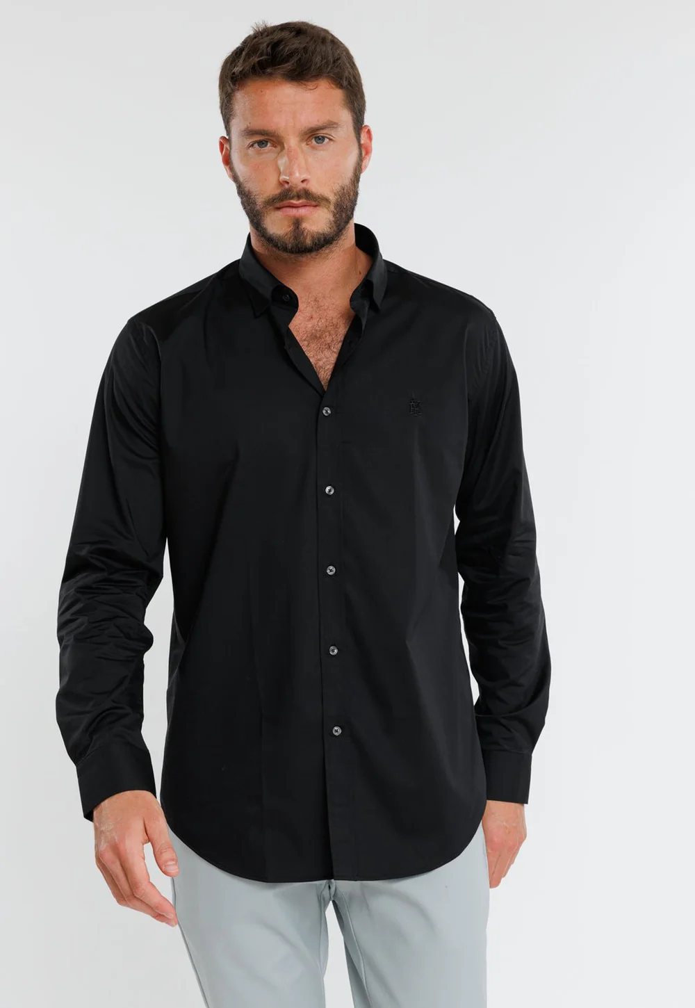 חולצה מכופתרת